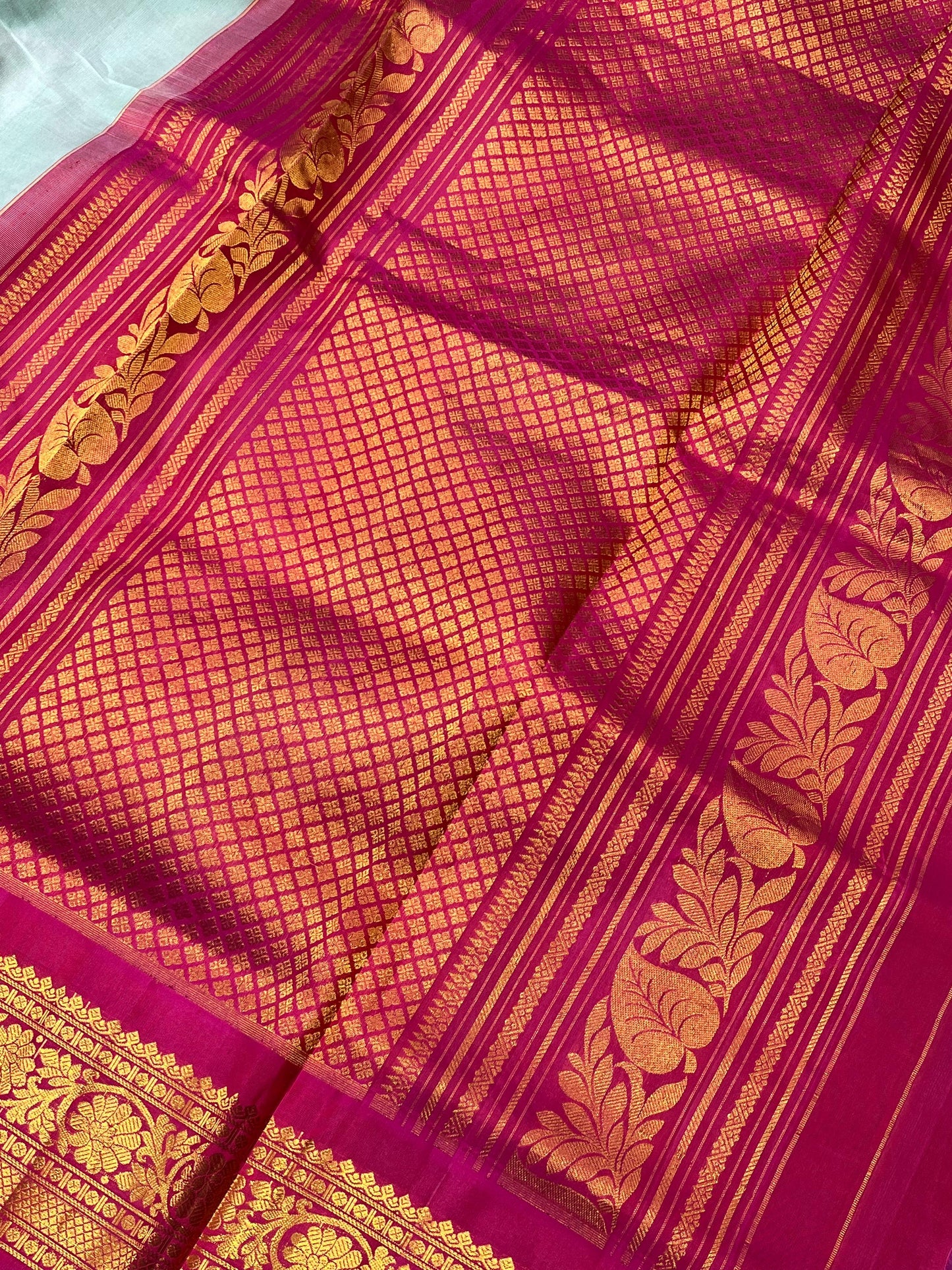 MINT GREEN SILK PURE HANDLOOM GADWAL SAREE