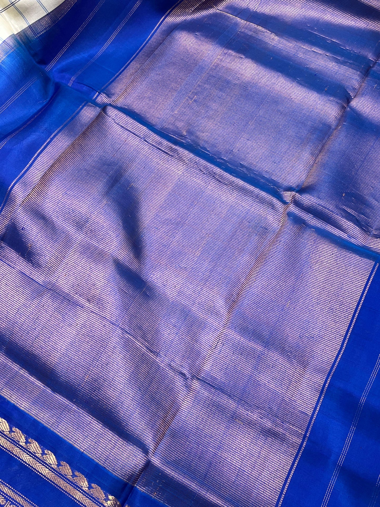IVORY SILK PURE HANDLOOM GADWAL SAREE