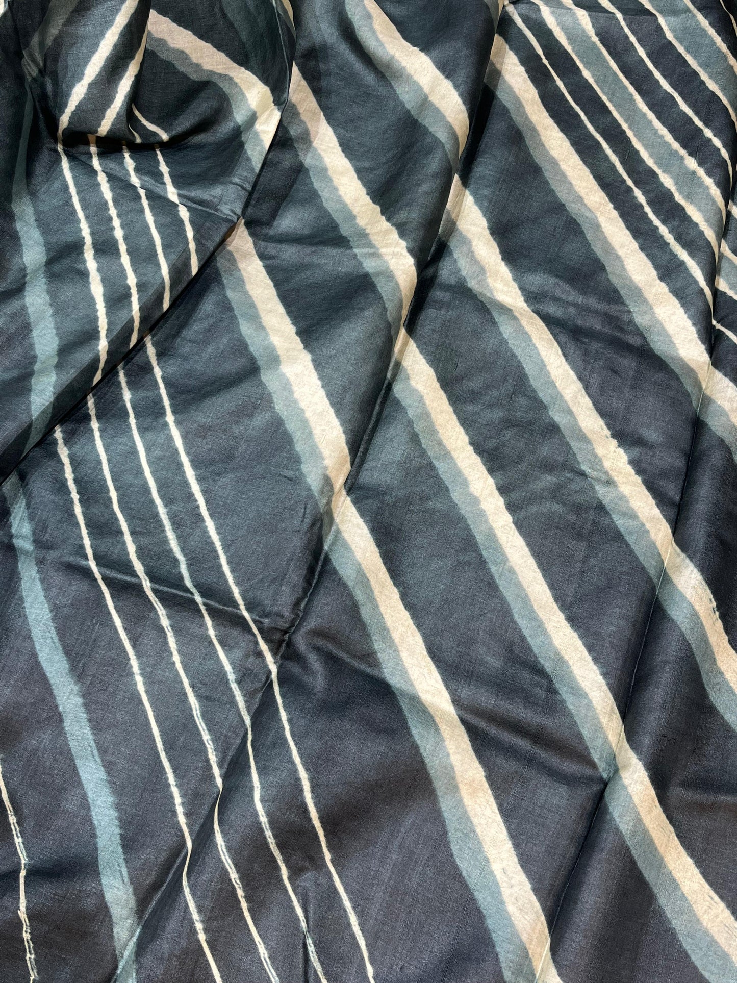 SLATE GREY TASSAR PURE HANDLOOM LEHERIYA SAREE