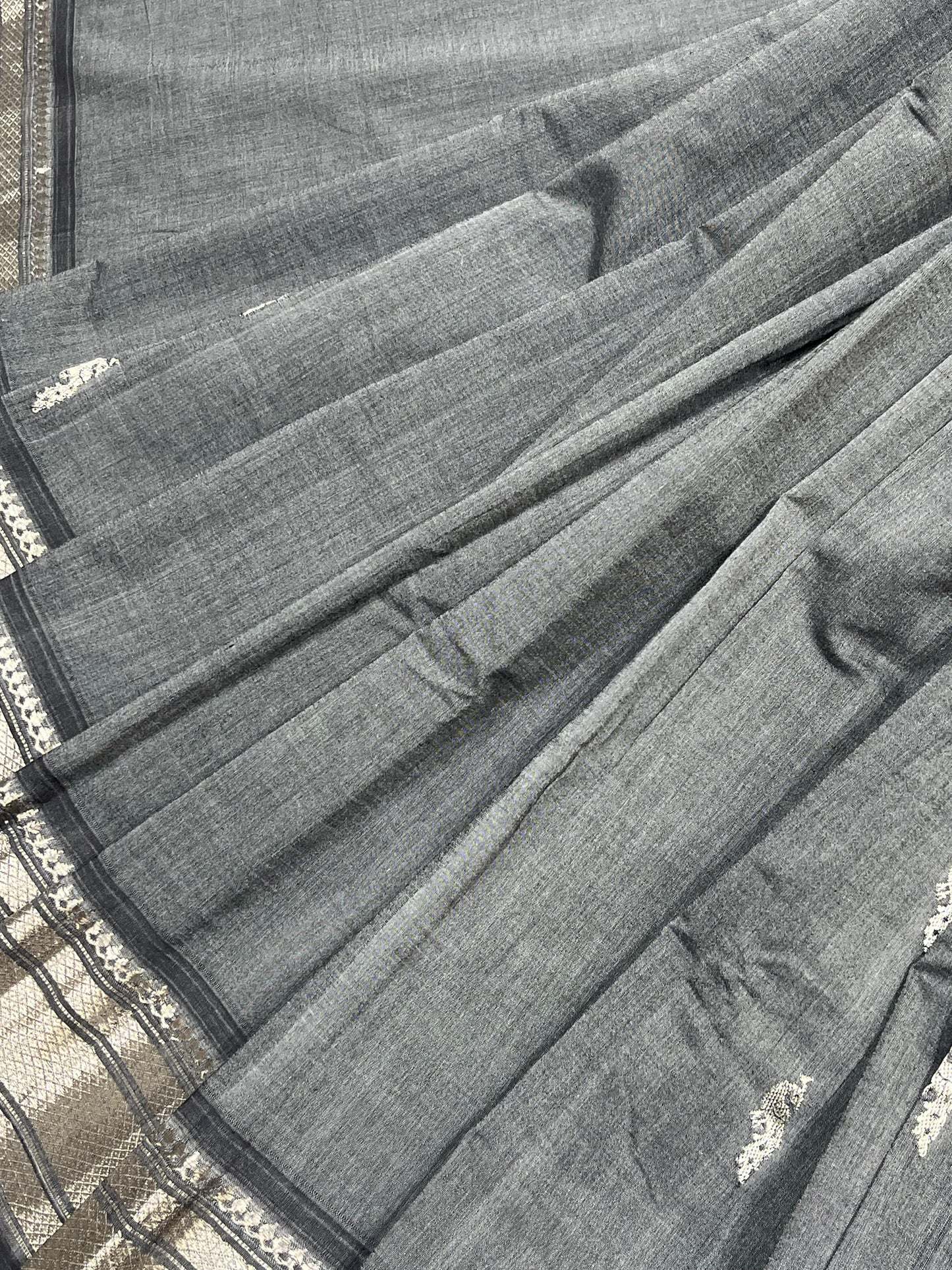 GREY COTTON PURE HANDLOOM PAITHANI SAREE