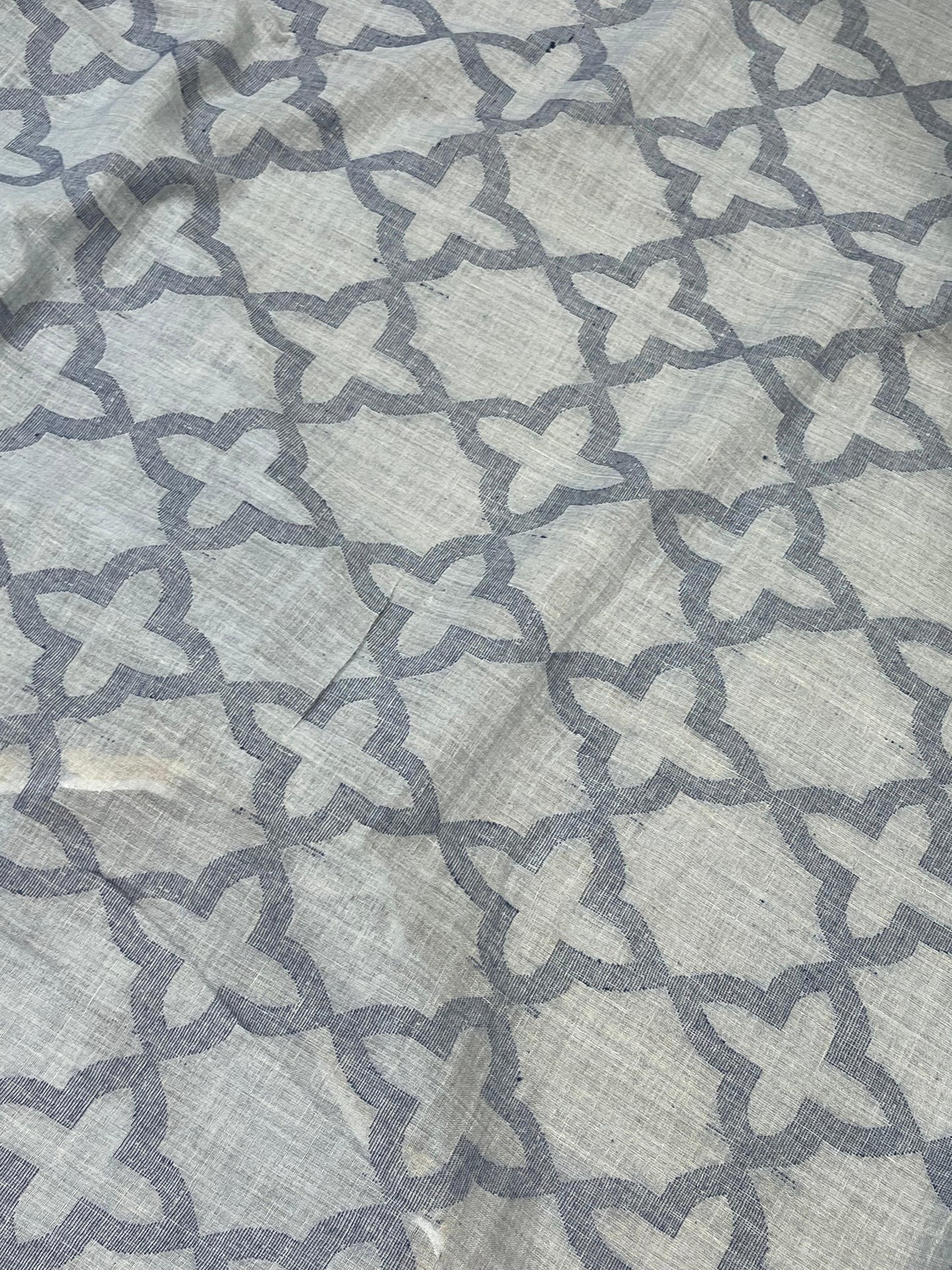 GREY PURE HANDLOOM MUSLIN JAMDANI SAREE