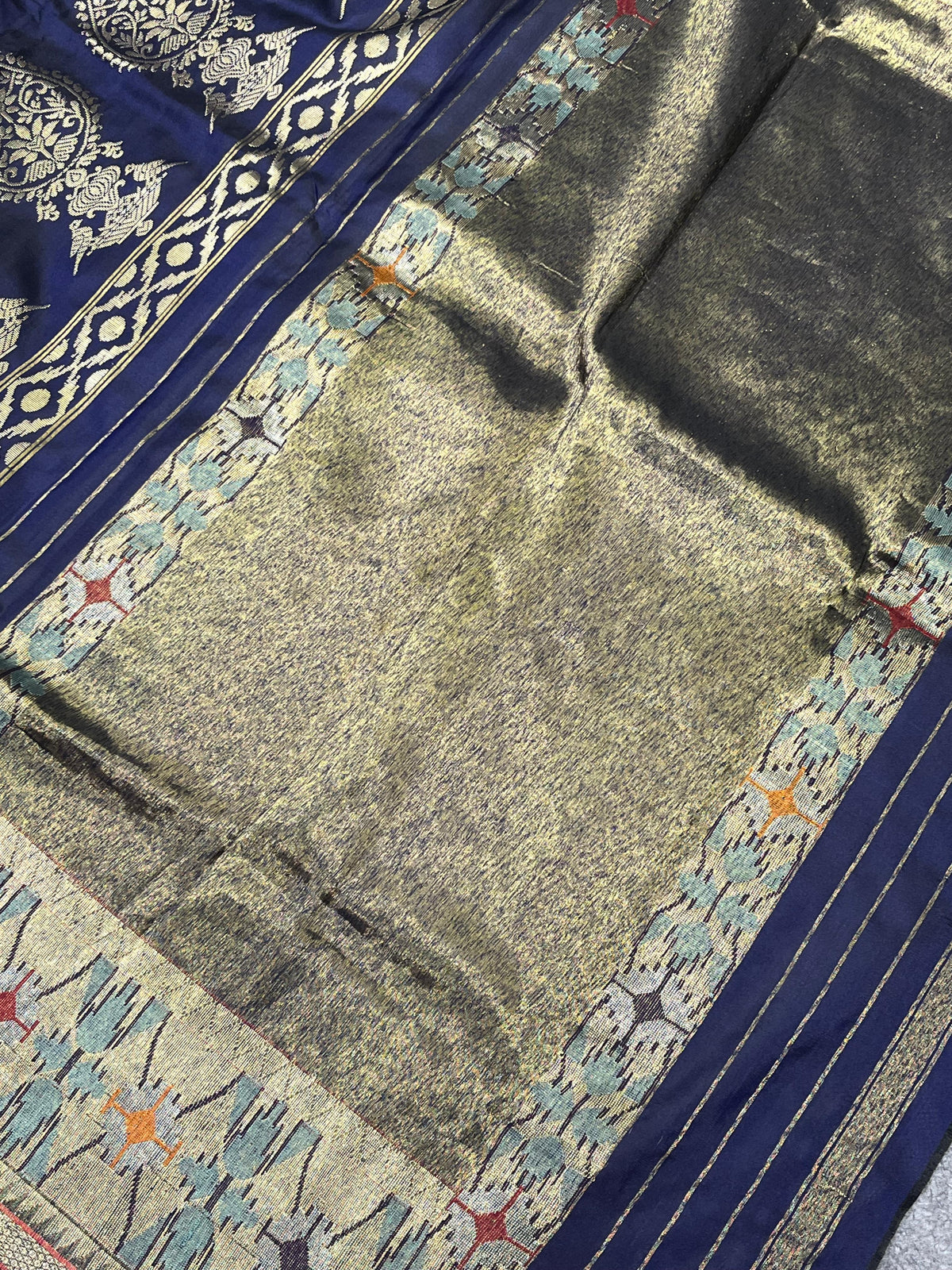 NAVY BLUE PURE HANDLOOM MULBERRY SILK SAREE