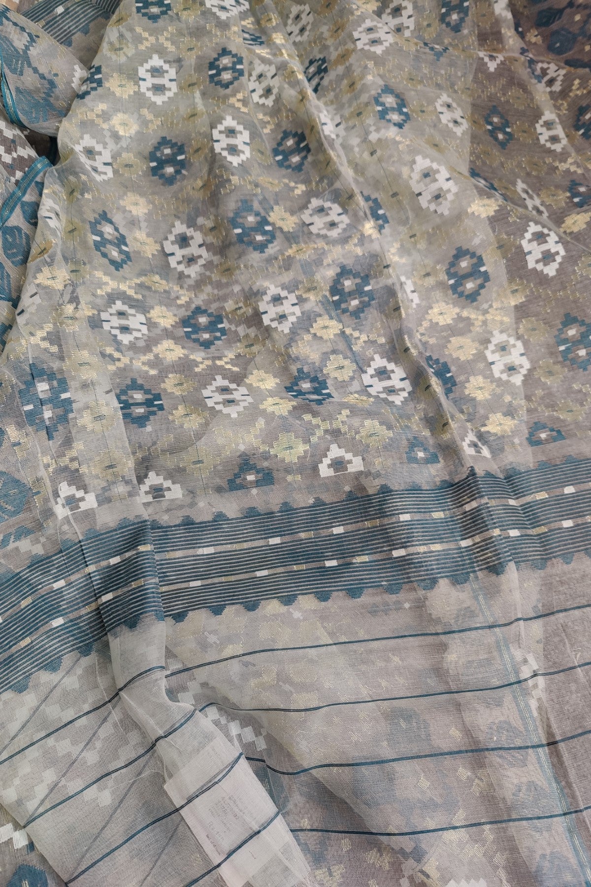 LIGHT GREY PURE HANDLOOM DHAKAI JAMDANI REAL JARI SAREE