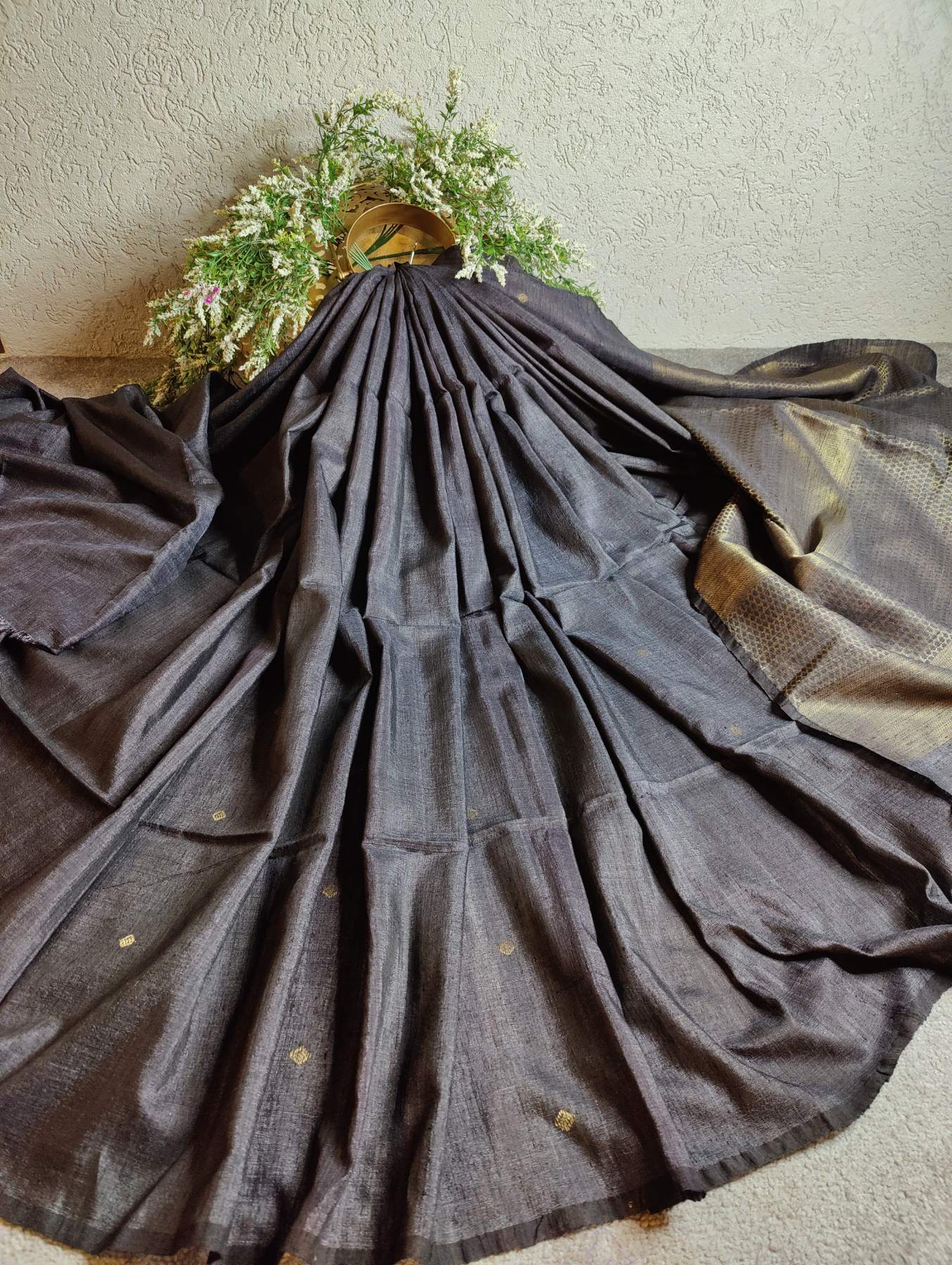 BLACK PURE HANDLOOM MATKA SILK SAREE