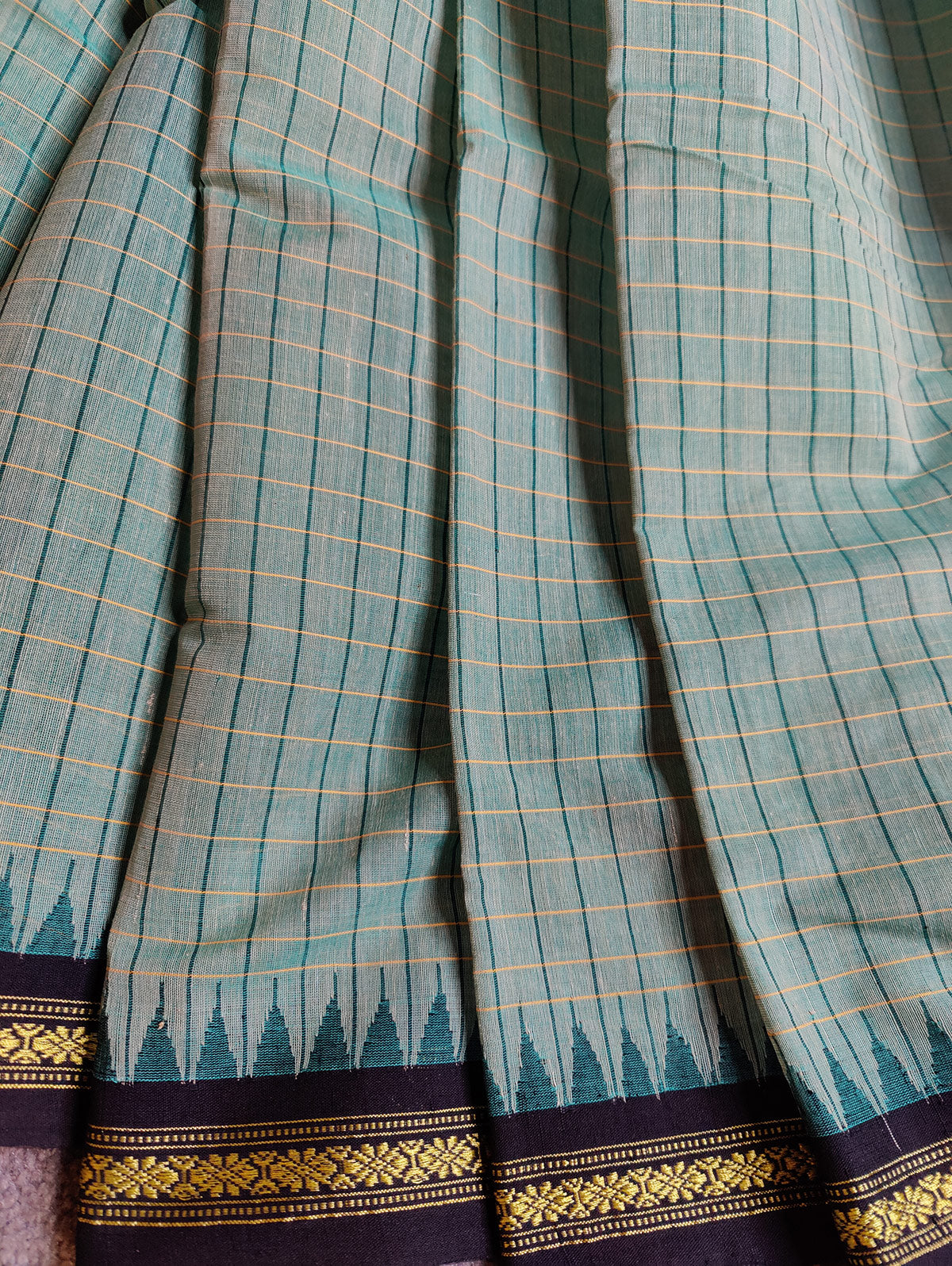 OLIVE GREEN PURE HANDLOOM PONDRU KHADI SAREE