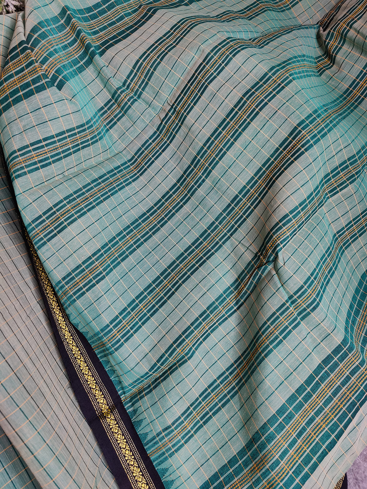 OLIVE GREEN PURE HANDLOOM PONDRU KHADI SAREE