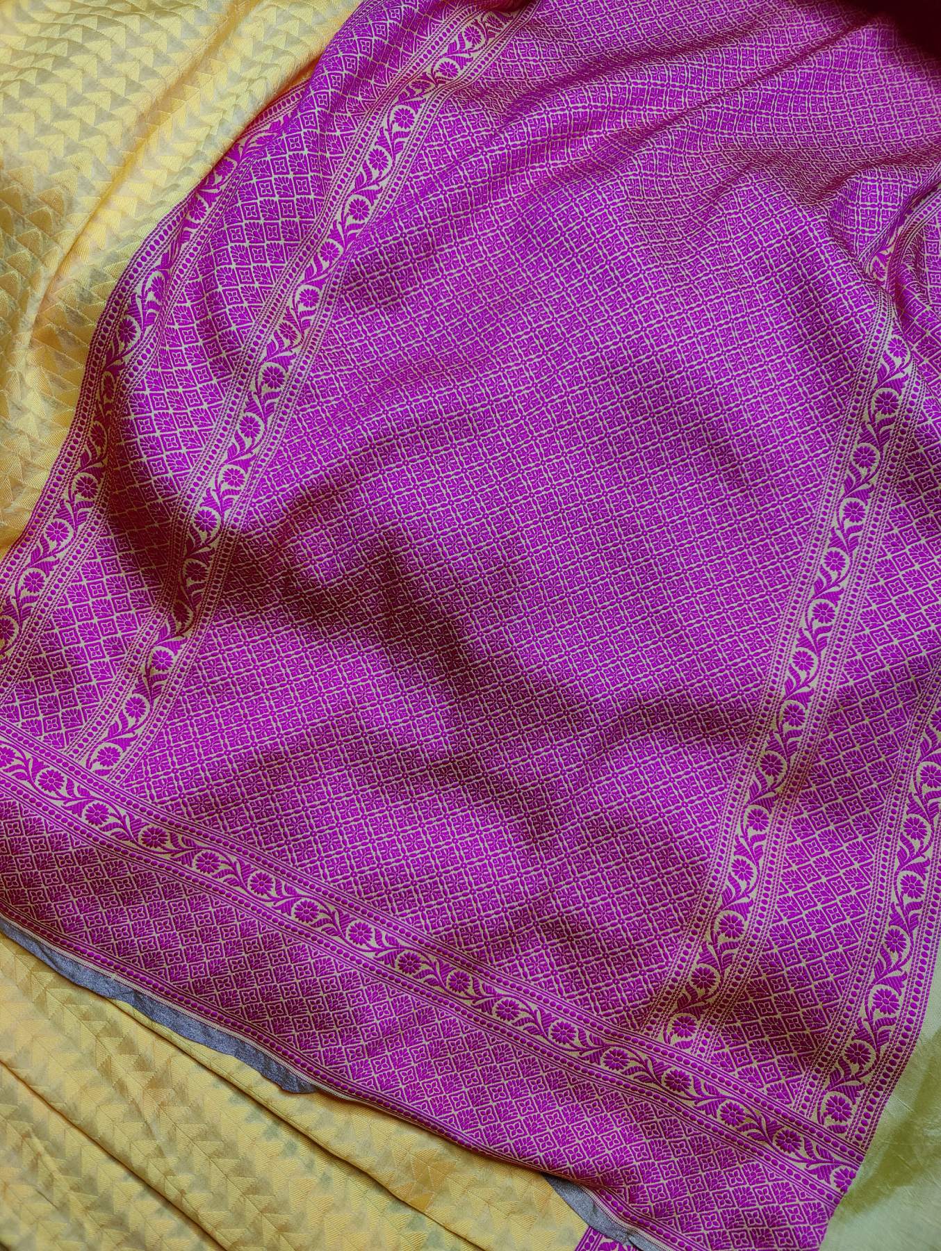 YELLOW SPUN SILK PURE HANDLOOM BANARASI SAREE