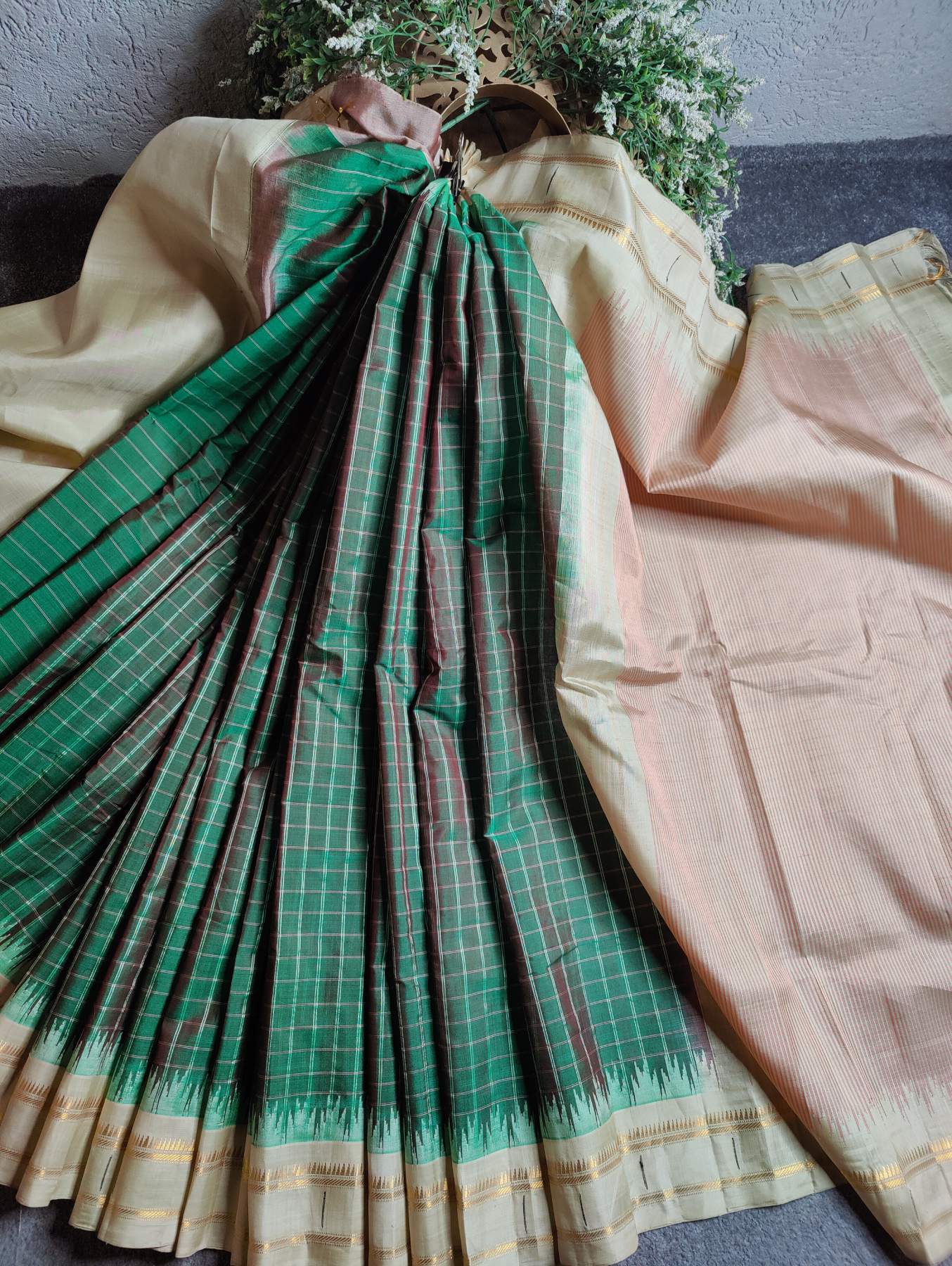 TWO TONE GREEN SICO GADWAL SAREE