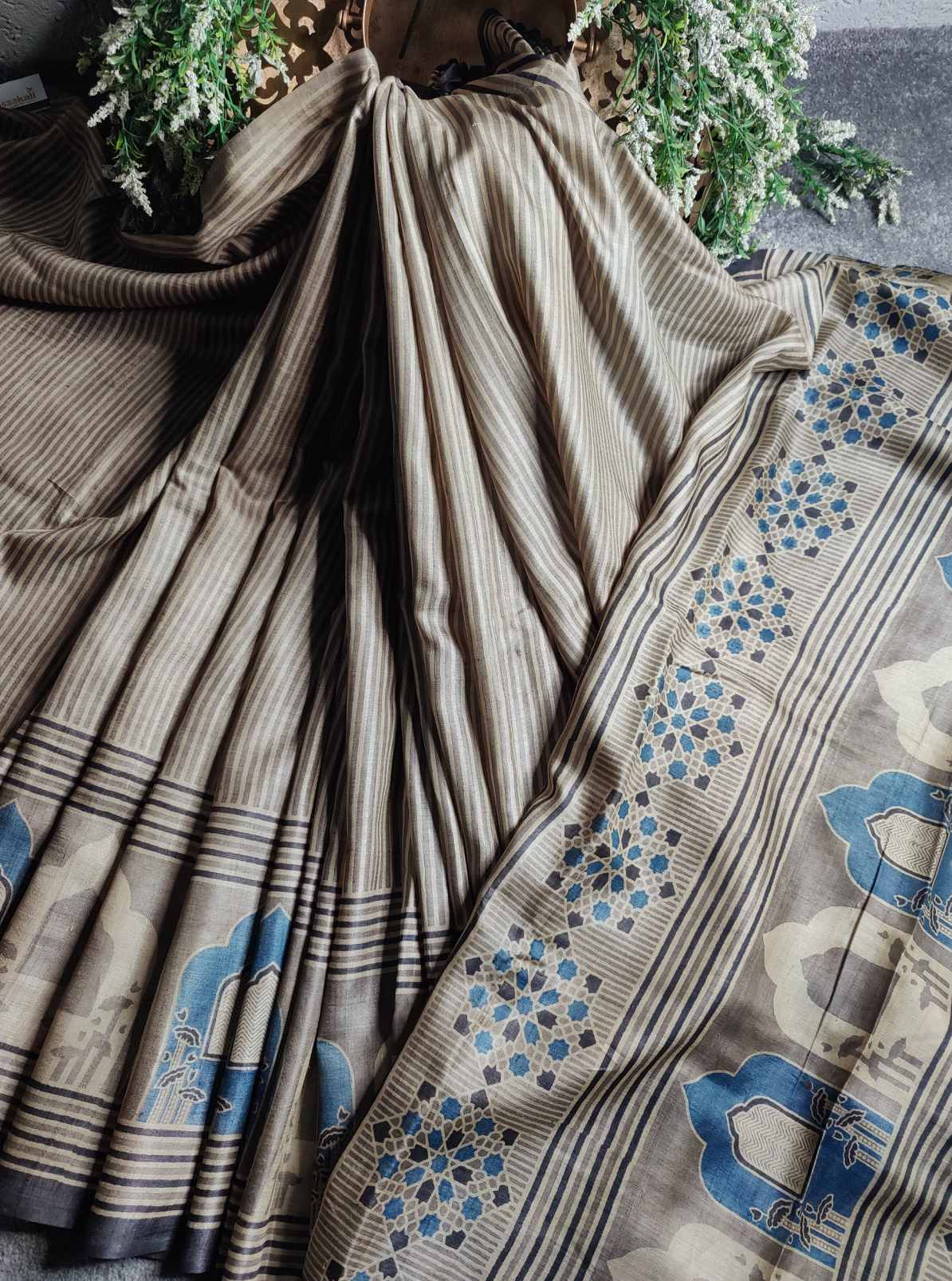 TAUPE COLOUR TUSSAR SILK PURE HANDLOOM ORGANIC DYE HANDBLOCK PRINT SAREE