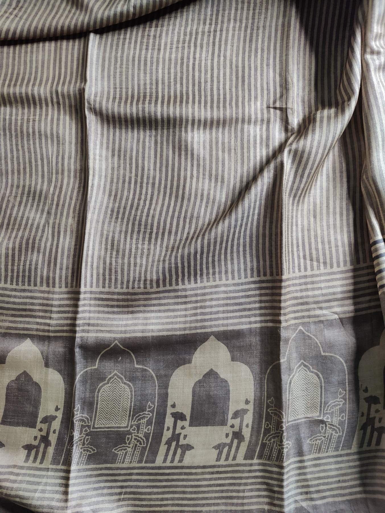 TAUPE COLOUR TUSSAR SILK PURE HANDLOOM ORGANIC DYE HANDBLOCK PRINT SAREE