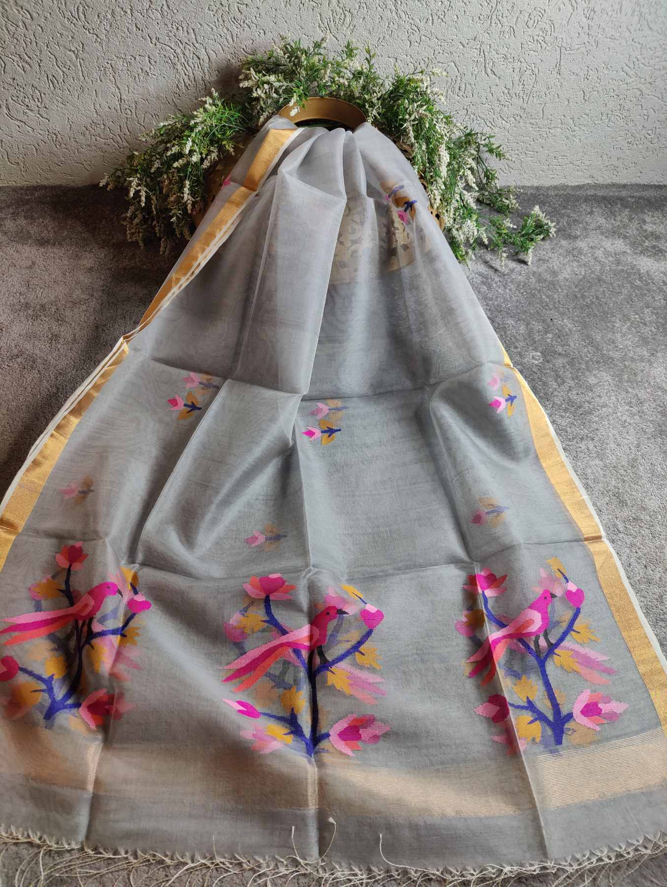 LIGHT GREY PURE HANDLOOM MUSLIN JAMDANI DUPATTA