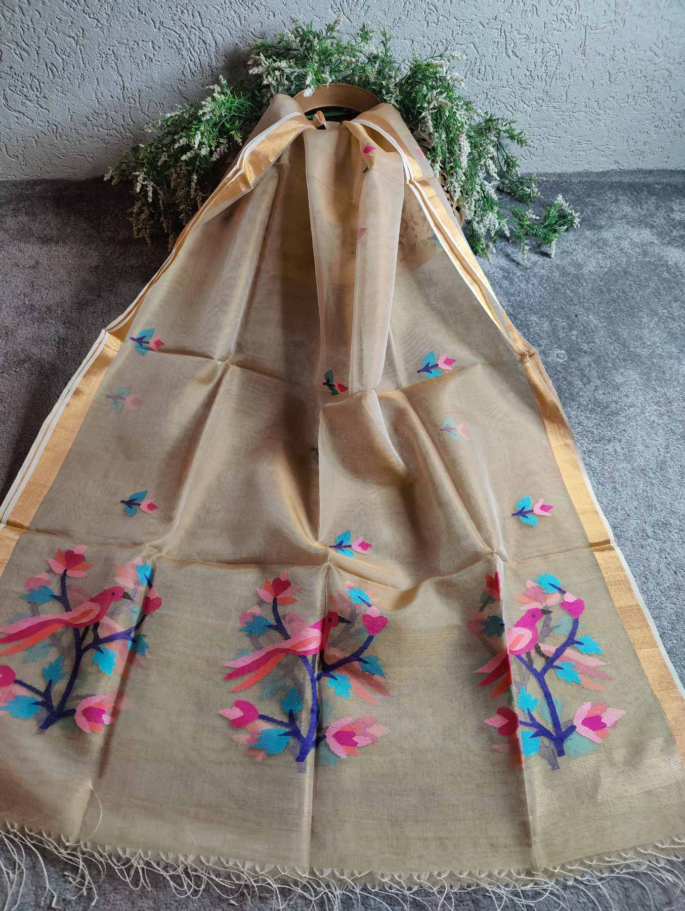 CREAM PURE HANDLOOM MUSLIN JAMDANI DUPATTA