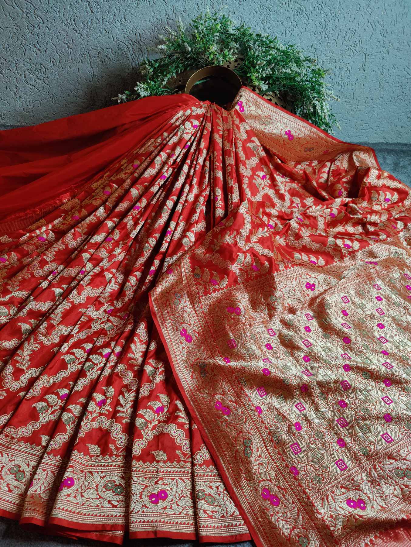 RED SILK PURE HANDLOOM BANARASI SAREE