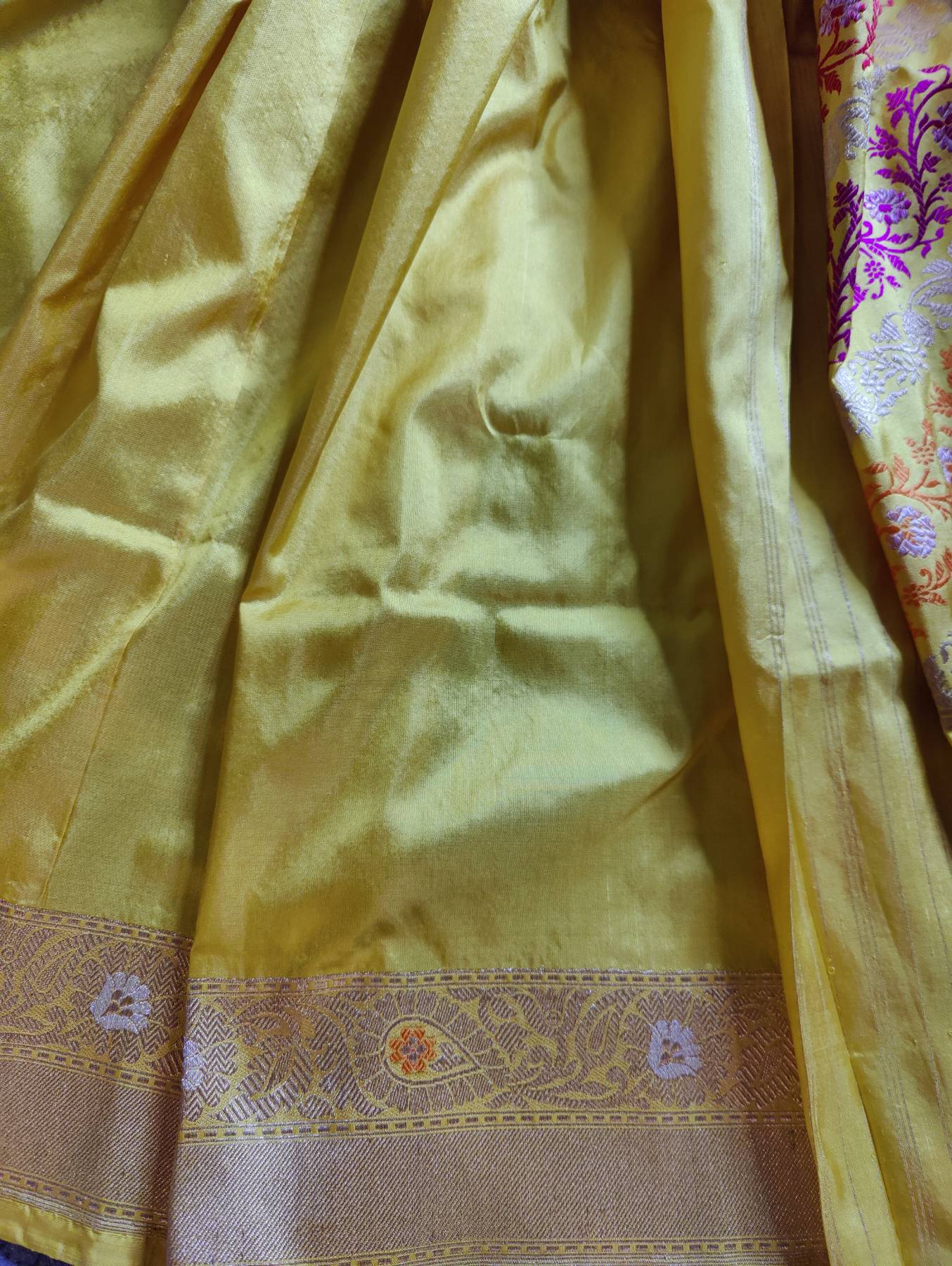 YELLOW SILK PURE HANDLOOM BANARASI SAREE