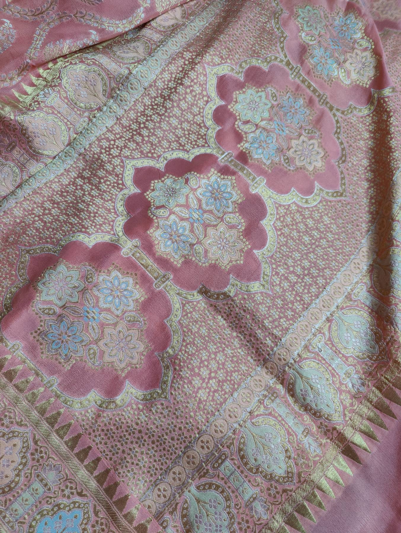 PEACH GEOTGETTE PURE HANDLOOM BANARASI SAREE
