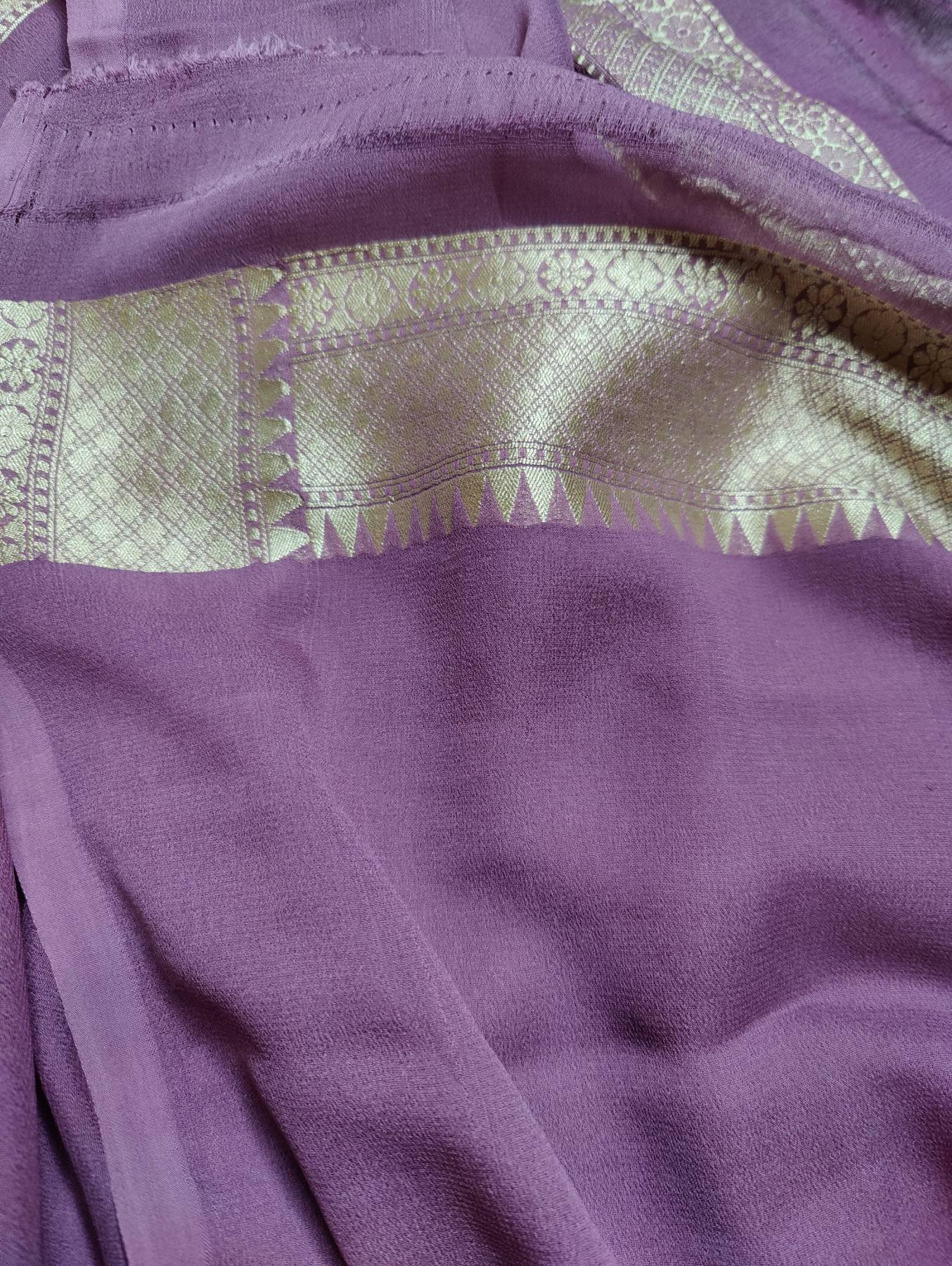 DARK MOUVE GEORGETTE PURE HANDLOOM BANARASI SAREE