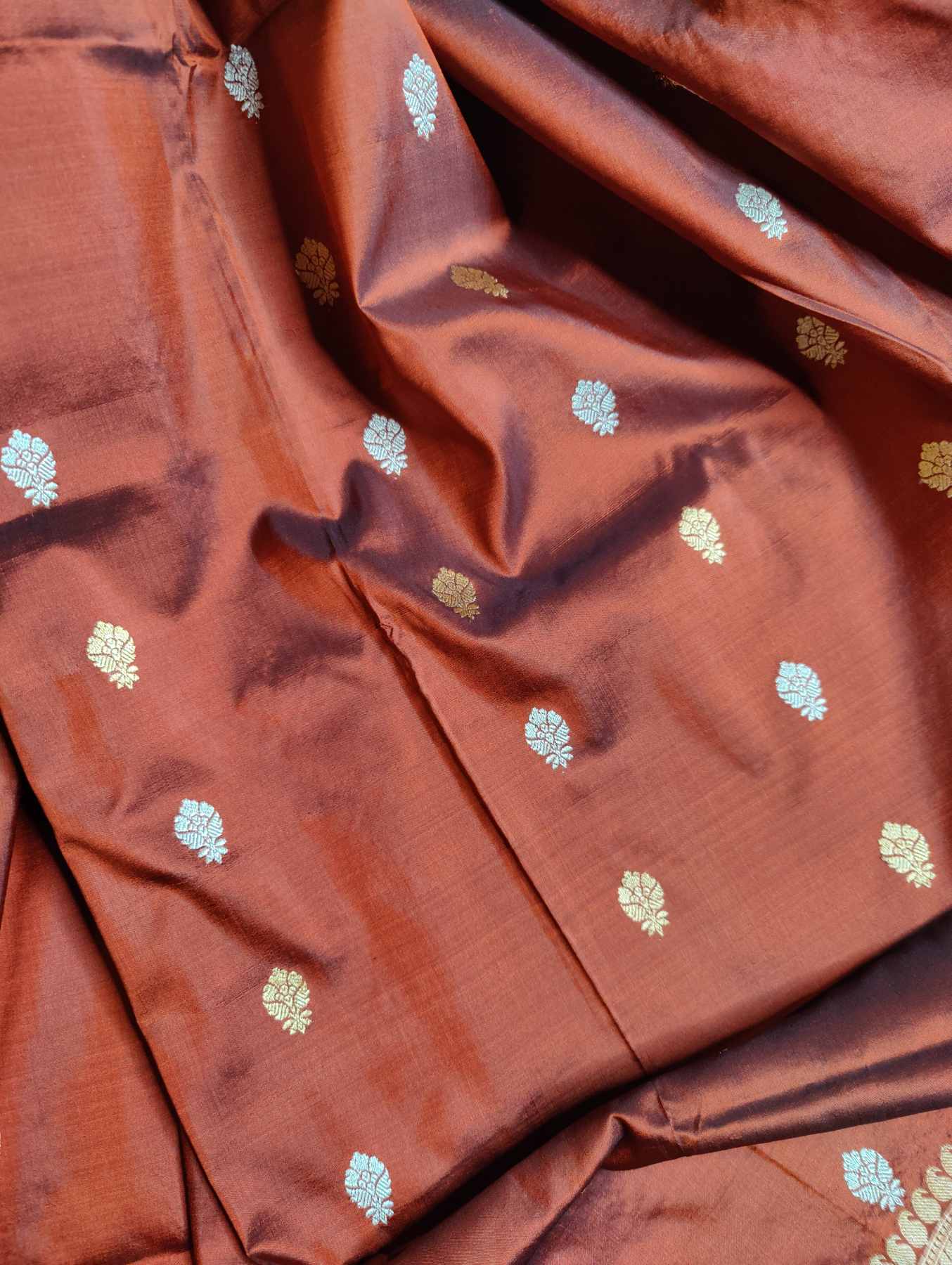 RUST SILK PURE HANDLOOM BANARASI SAREE