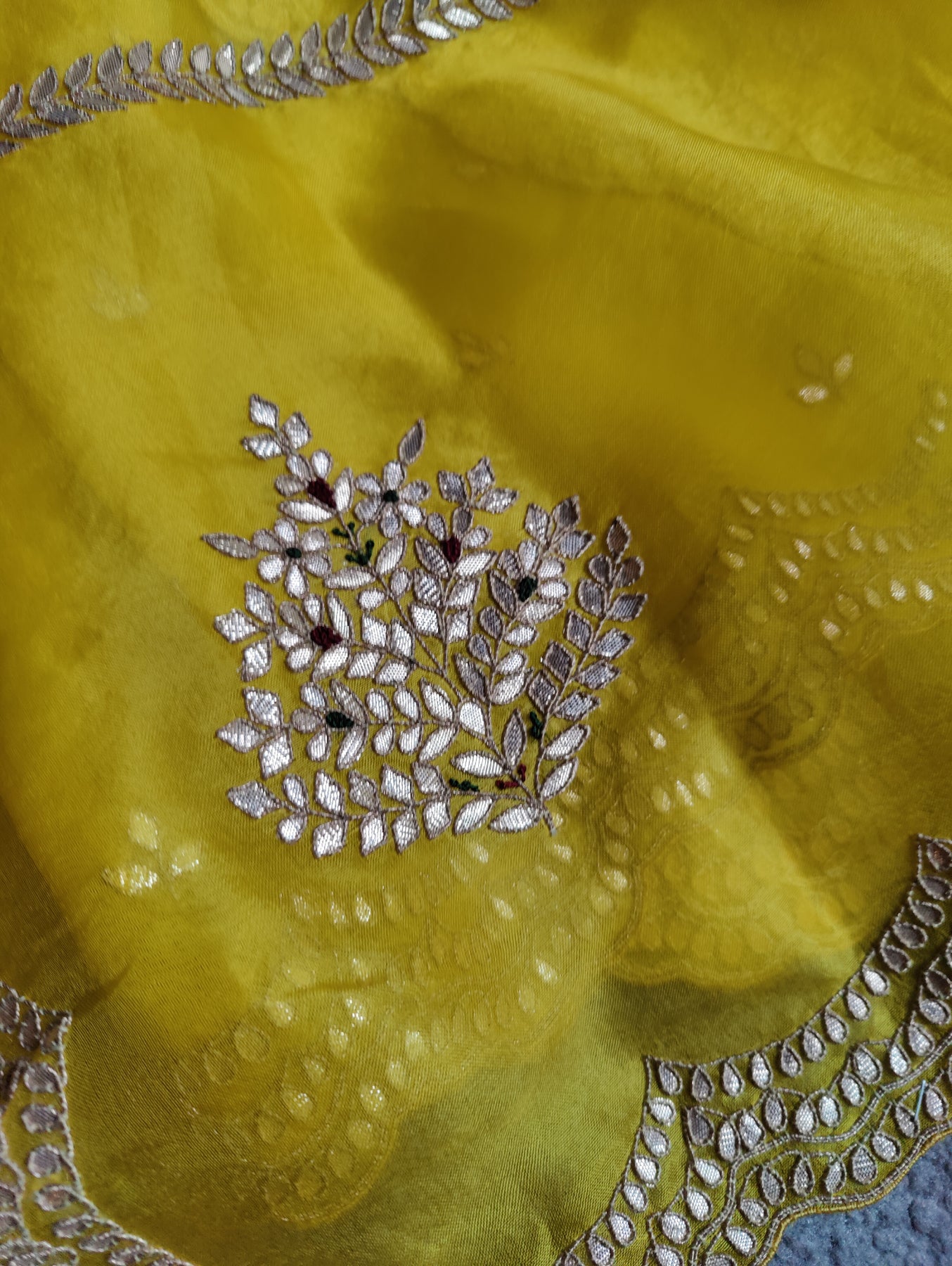 YELLOW ORGANZA PURE HANDLOOM EMBROIDERY SAREE