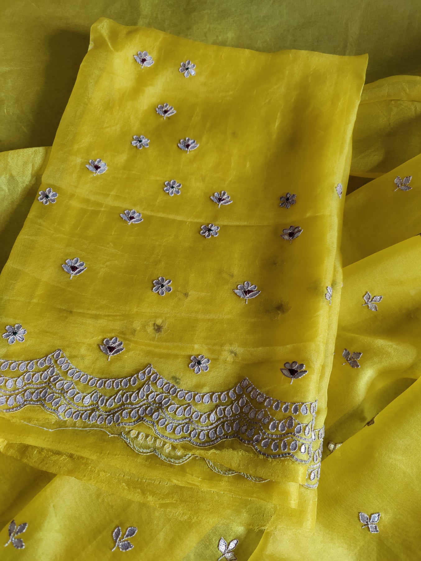 YELLOW ORGANZA PURE HANDLOOM EMBROIDERY SAREE