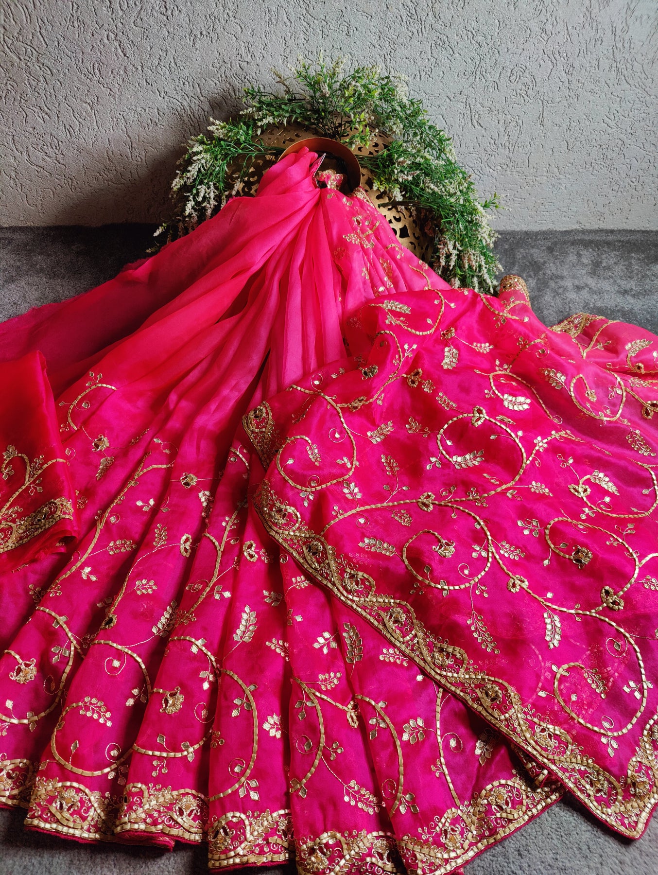 FLORISSANT PINK ORGANZA PURE HANDLOOM EMBROIDERY SAREE