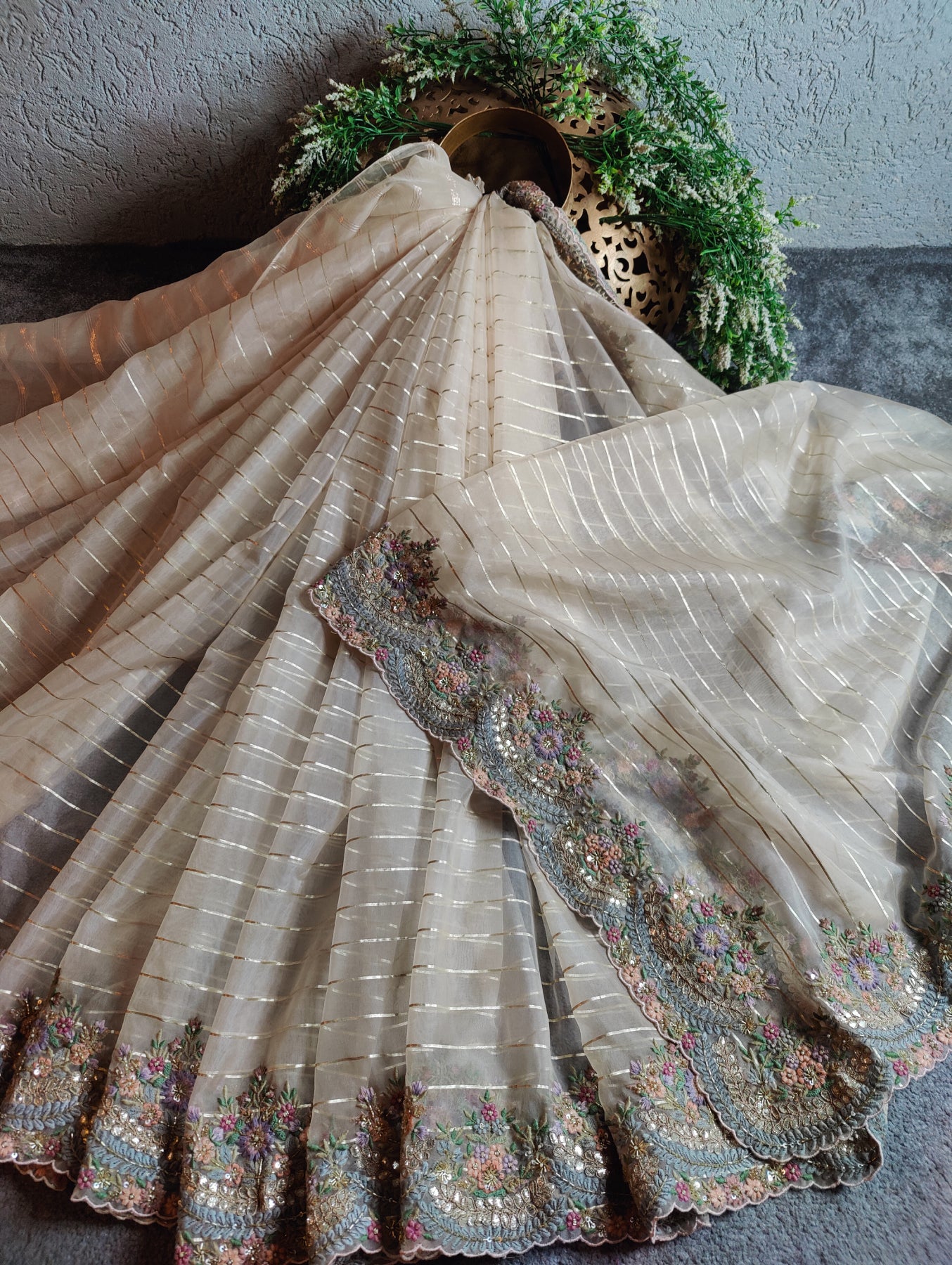 CREAM ORGANZA PURE HANDLOOM EMBROIDERY SAREE