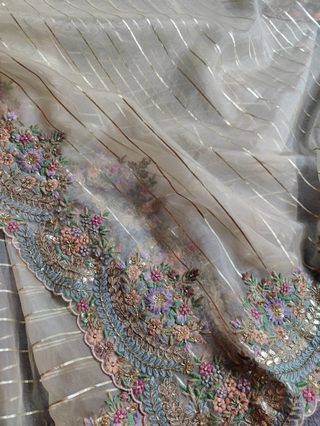 CREAM ORGANZA PURE HANDLOOM EMBROIDERY SAREE