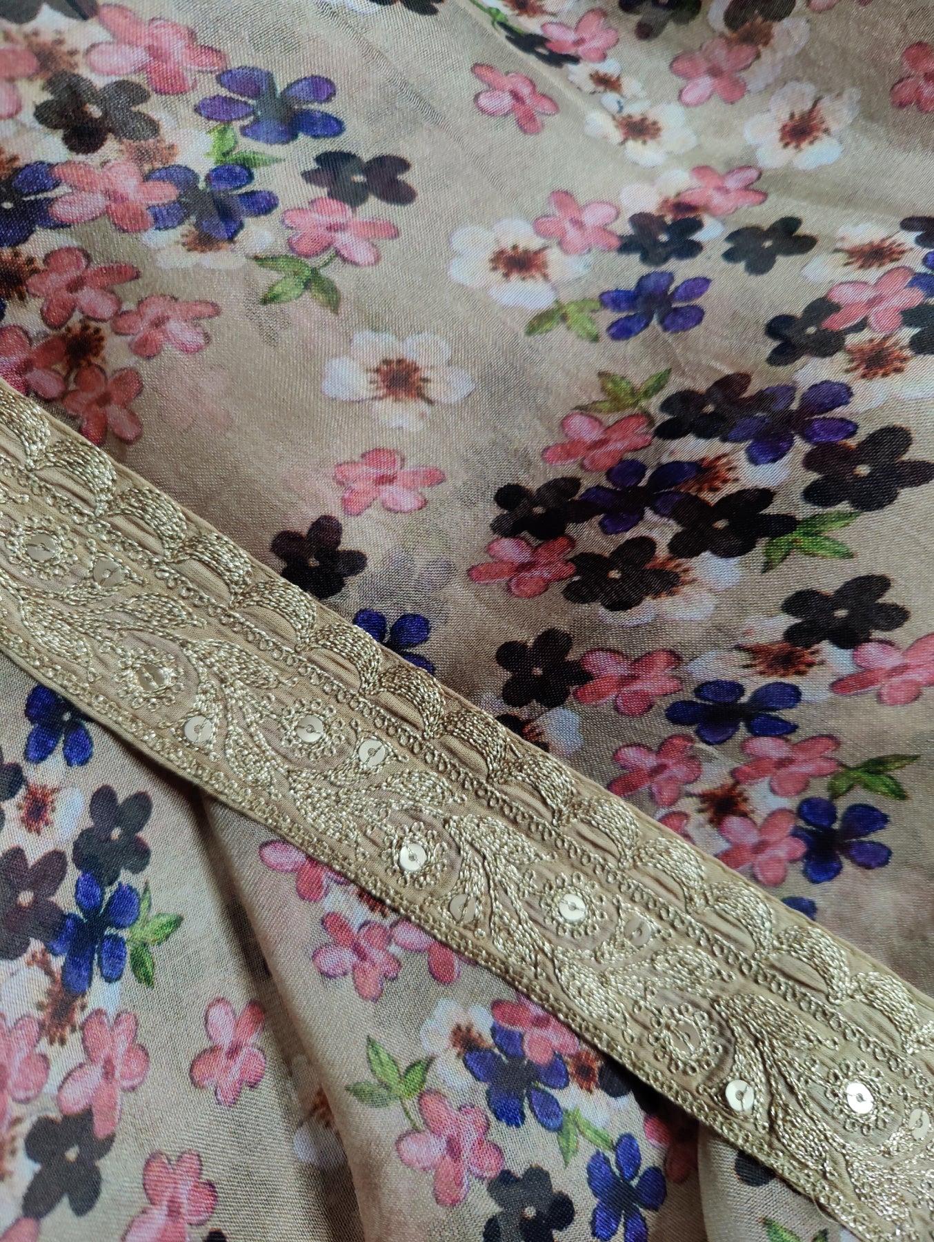 SANDALWOOD ORGANZA PURE HANDLOOM EMBROIDERY SAREE