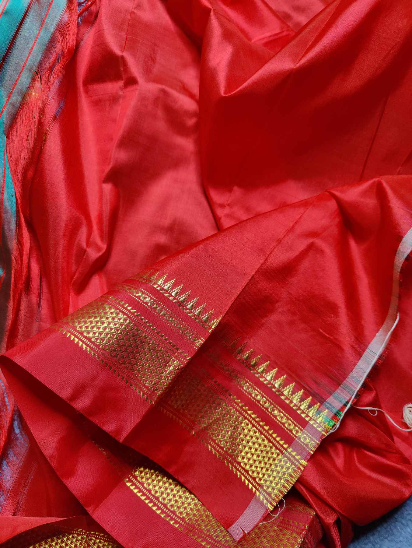 GREEN RED SILK PURE HANDLOOM IRKAL SAREE