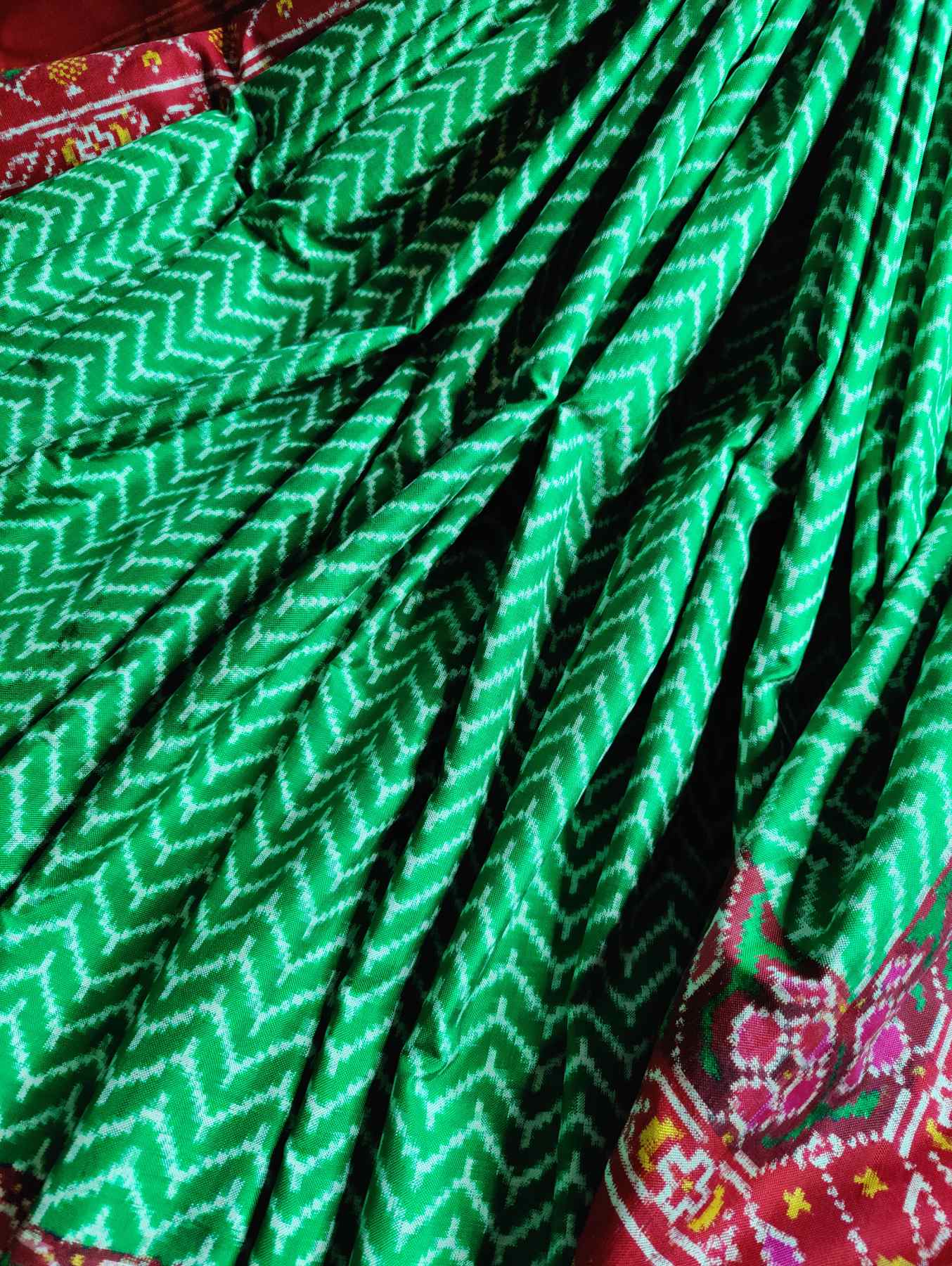 GREEN SILK PURE HANDLOOM DOUBLE IKKAT PATAN PATOLA SAREE