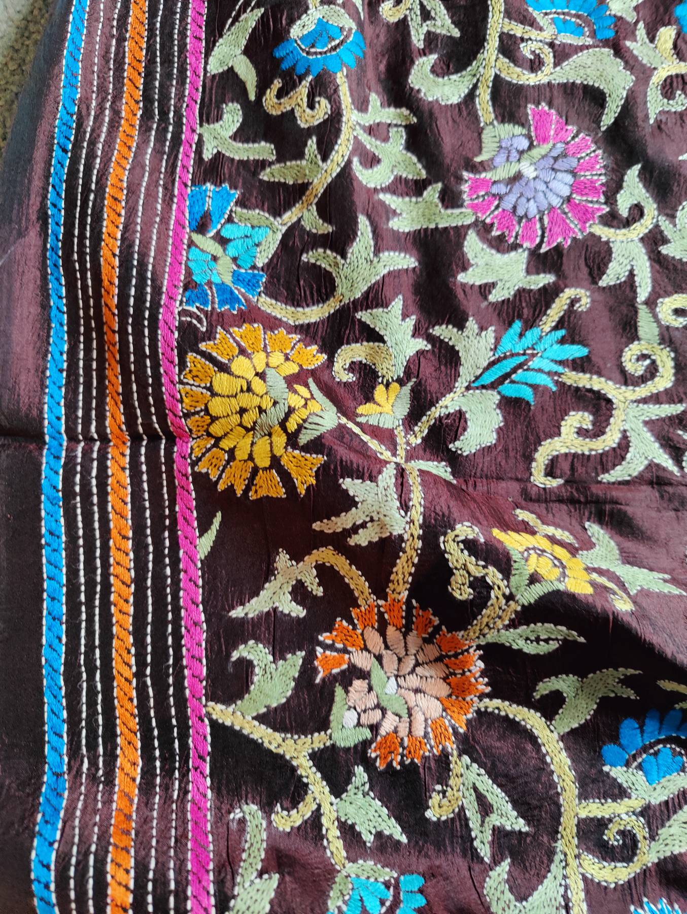 CHOCOLATE SILK PURE HANDLOOM KANTHA DUPATTA