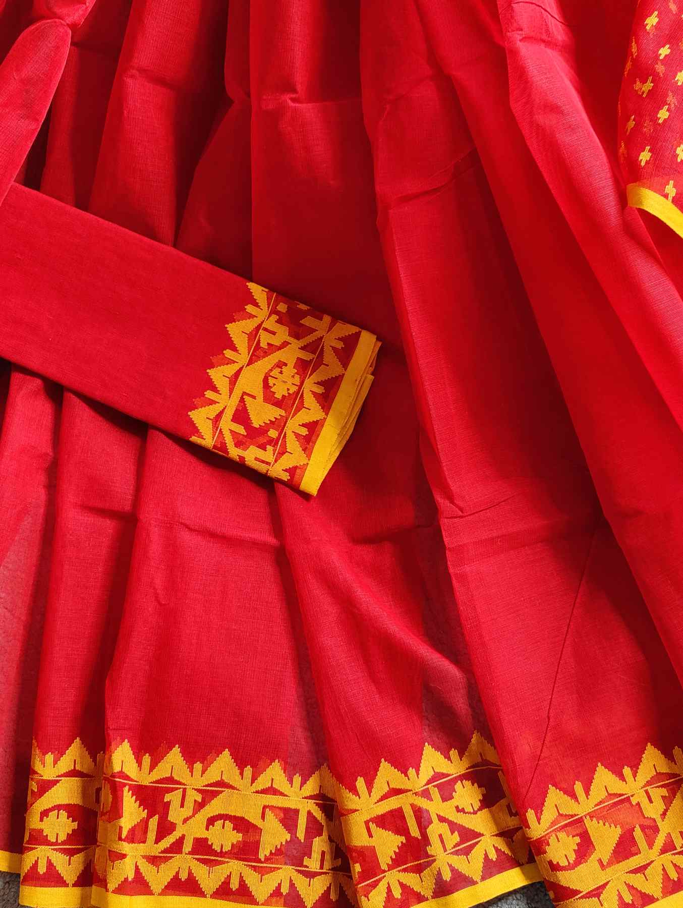 RED COTTON PURE HANDLOOM DHAKAI JAMDANI SAREE