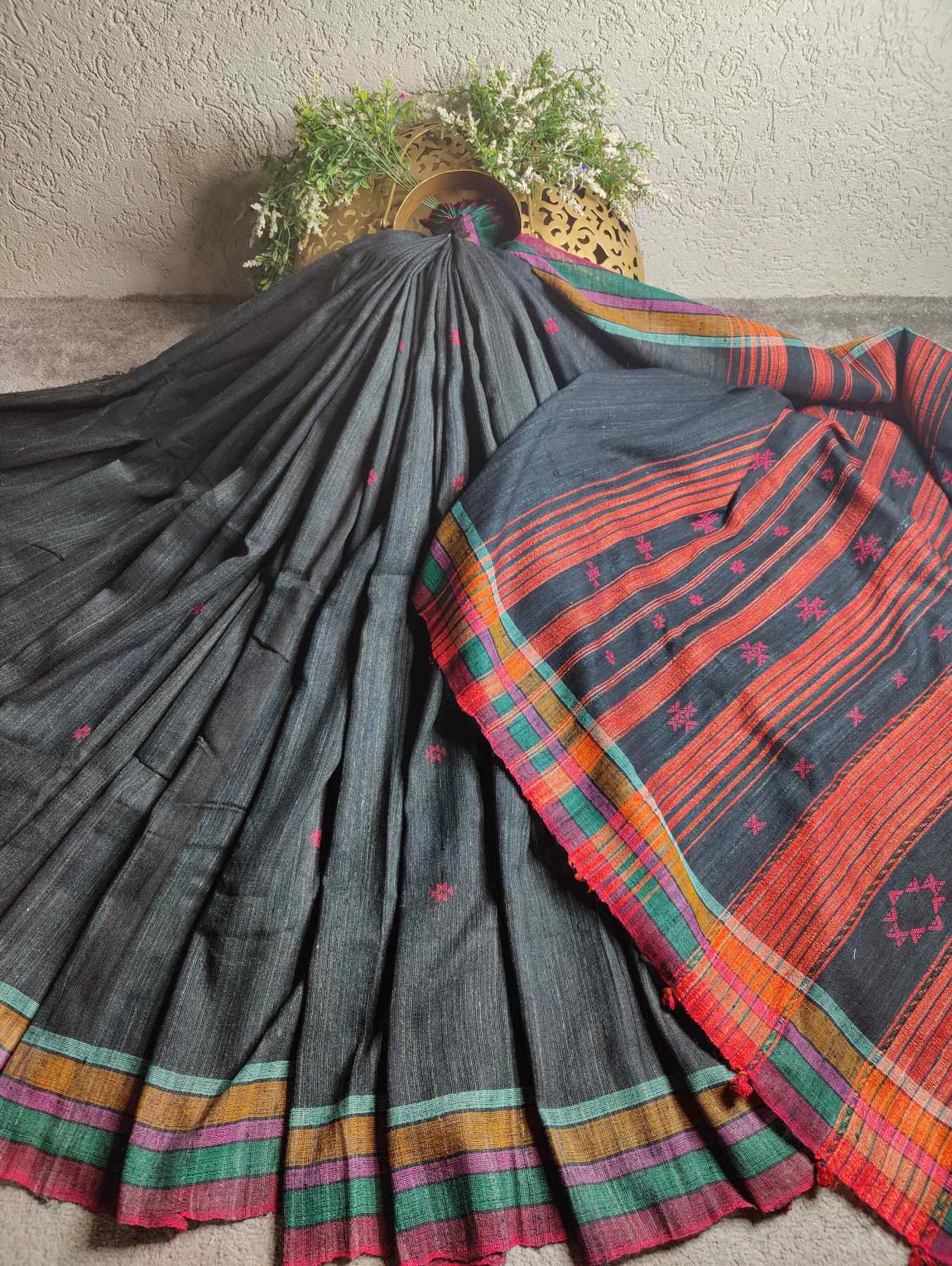 BLACK TUSSAR PURE HANDLOOM BHUJODI SAREE