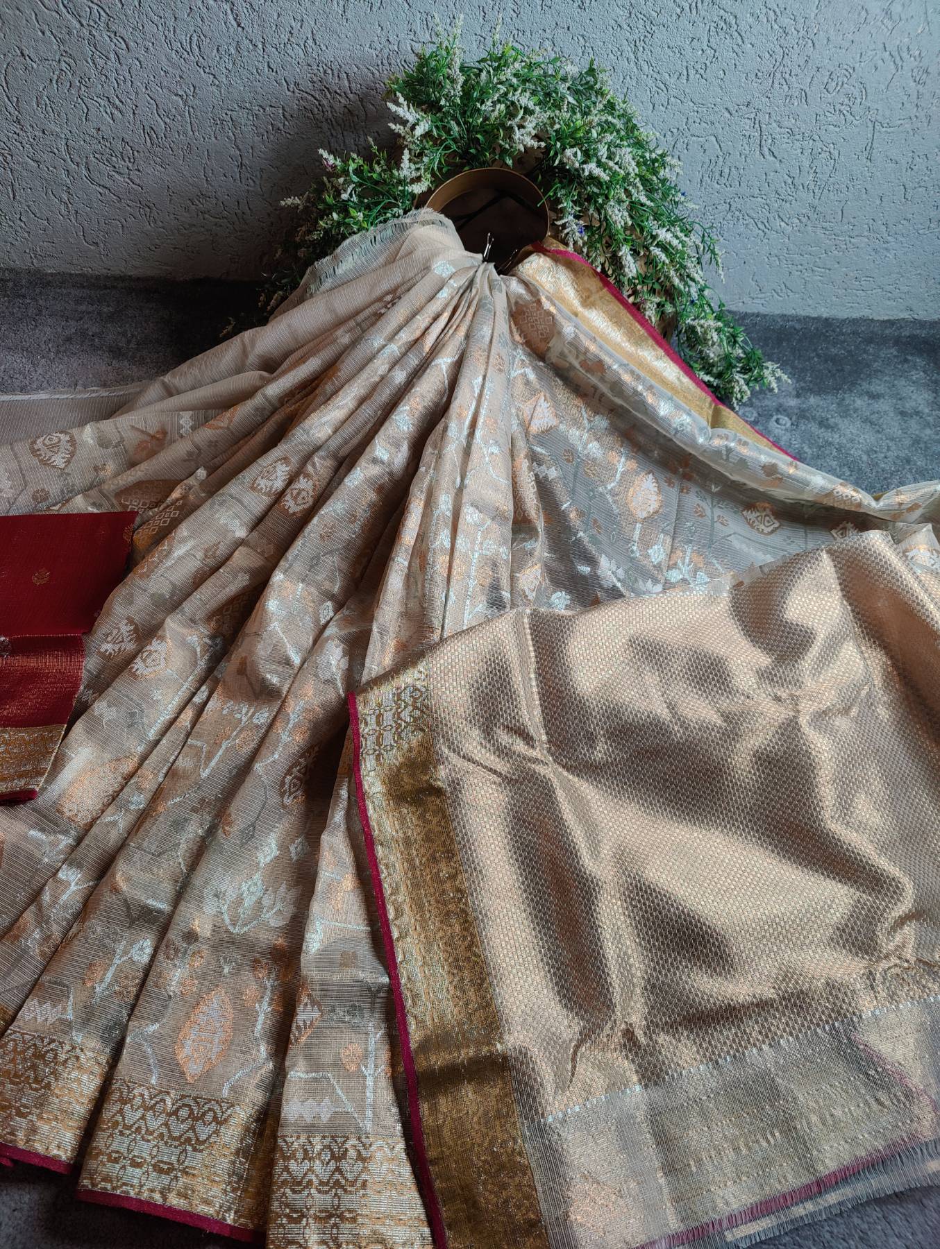 IVORY PURE HANDLOOM REAL JARI KOTA DORIYA SAREE