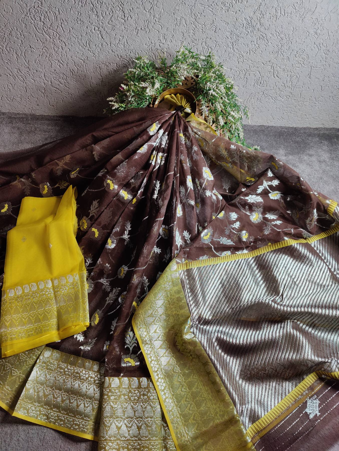 DARK BROWN PURE HANDLOOM REAL JARI KOTA DORIYA SAREE
