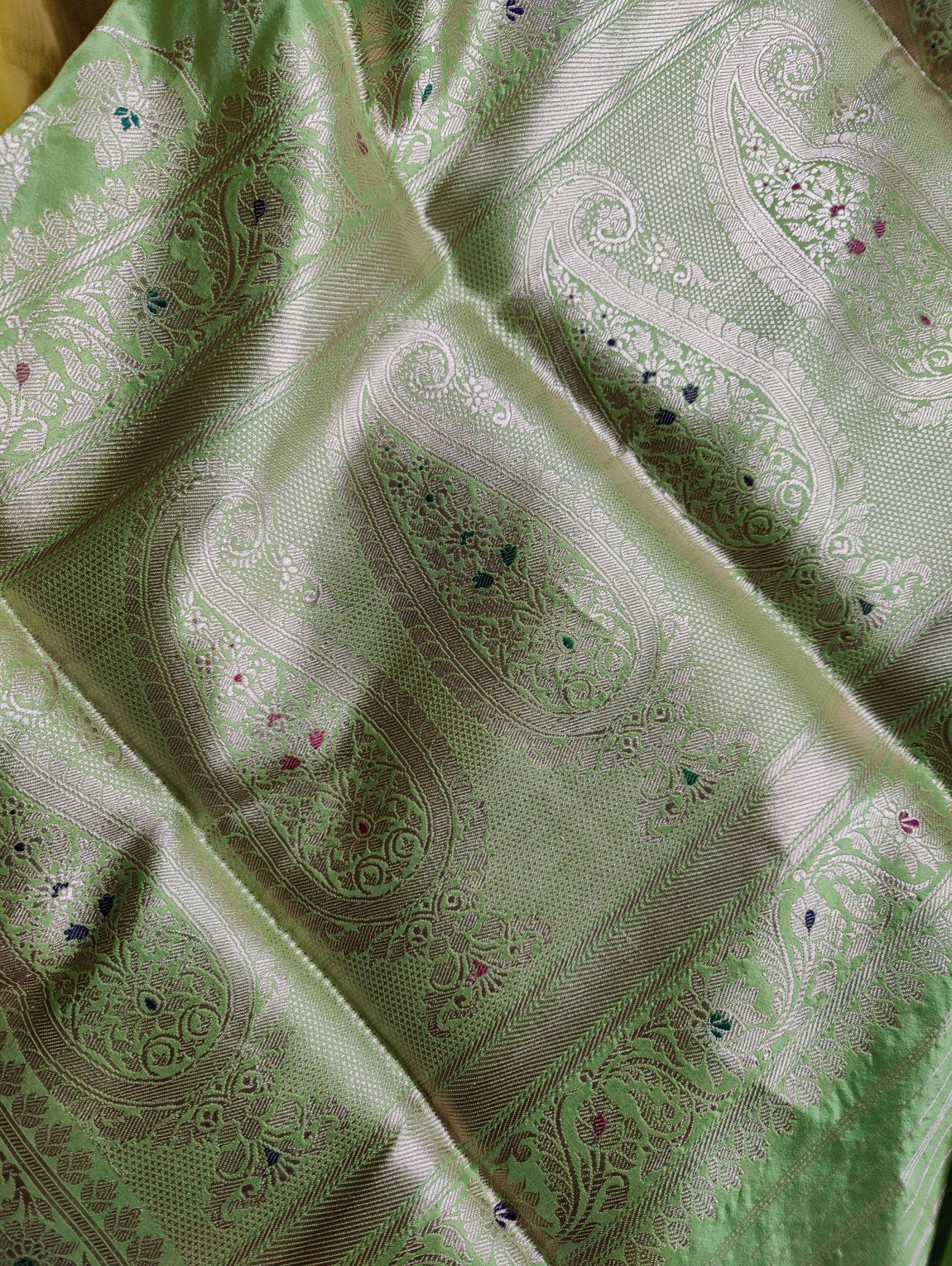 YELLOW KORA PURE HANDLOOM BANARASI SAREE