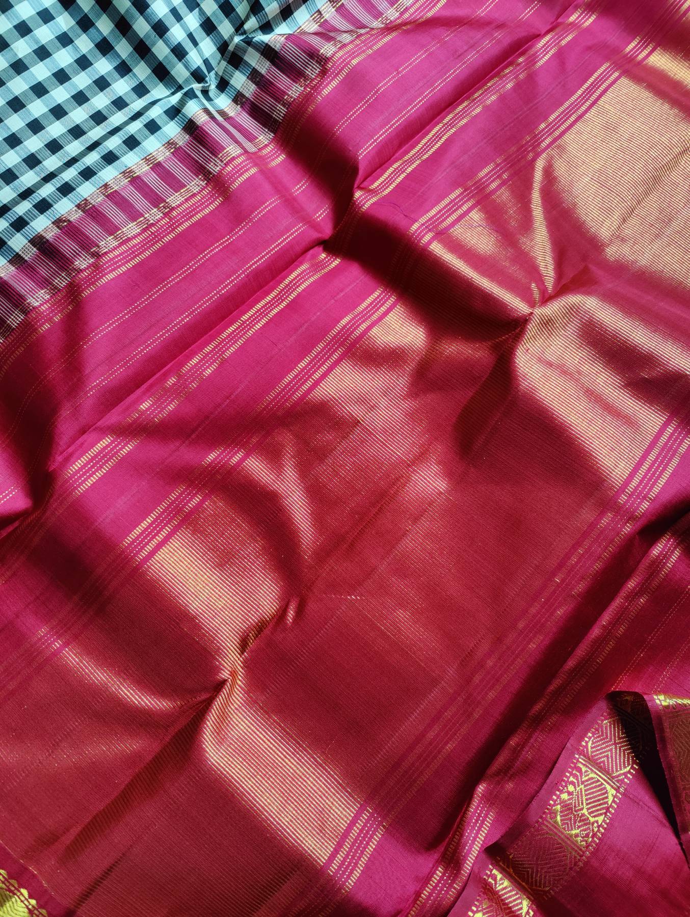 BLACK WHITE SILK PURE HANDLOOM KANJIVARAM SAREE