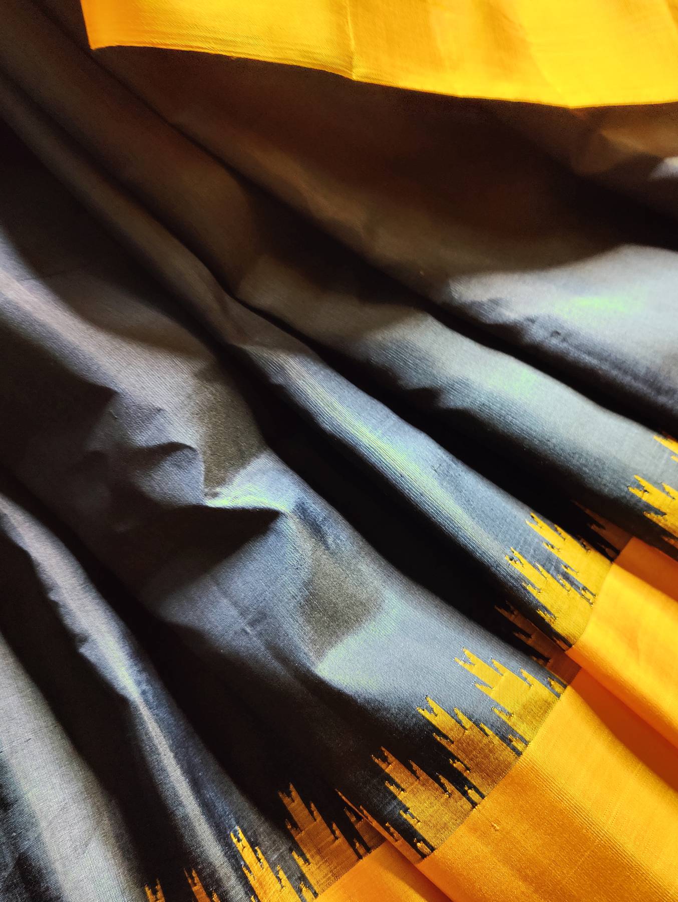 MIDNIGHT BLUE SILK PURE HANDLOOM GADWAL SAREE