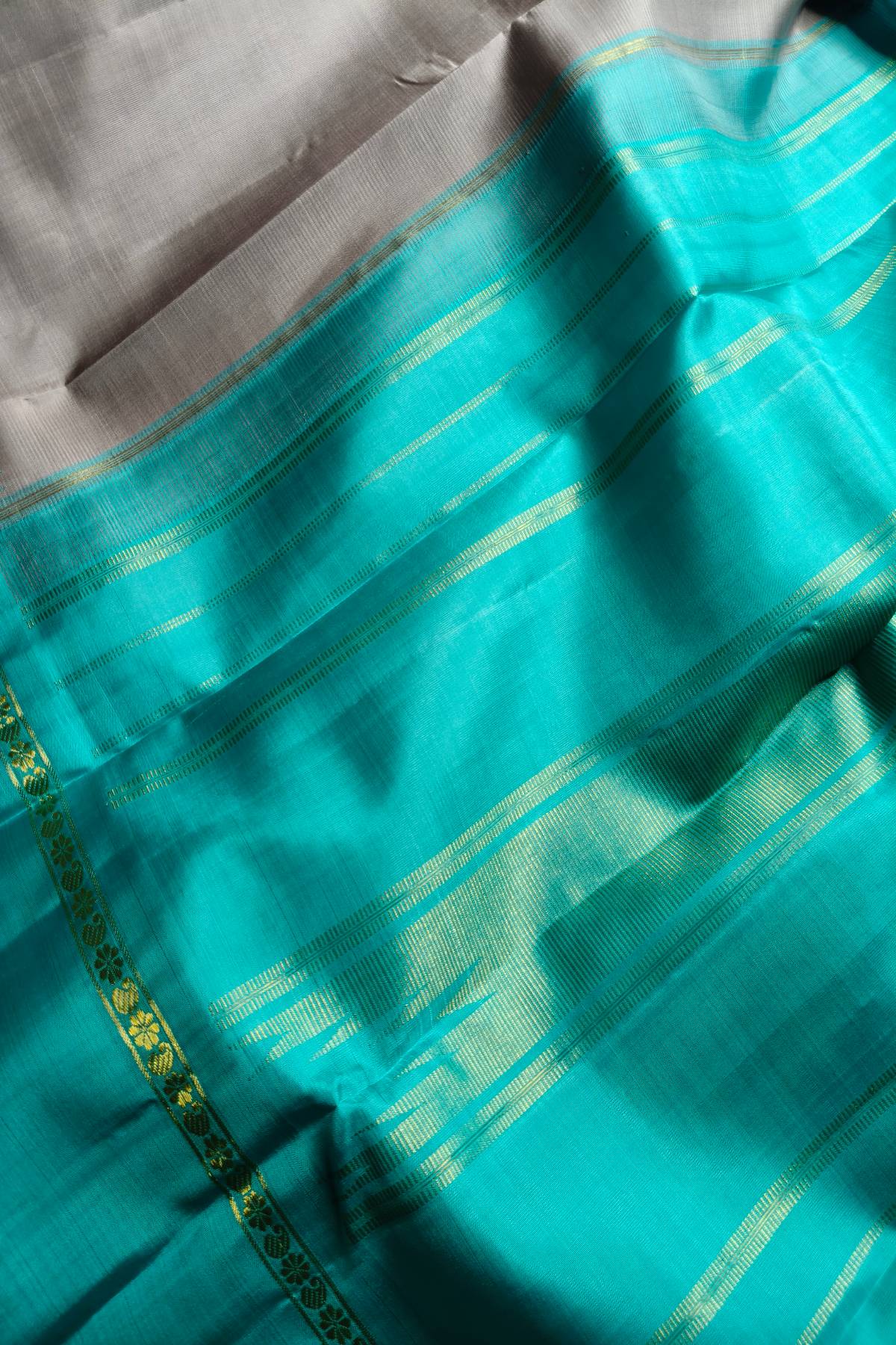LIGHT MAUVE SILK PURE HANDLOOM KANJIVARAM SAREE