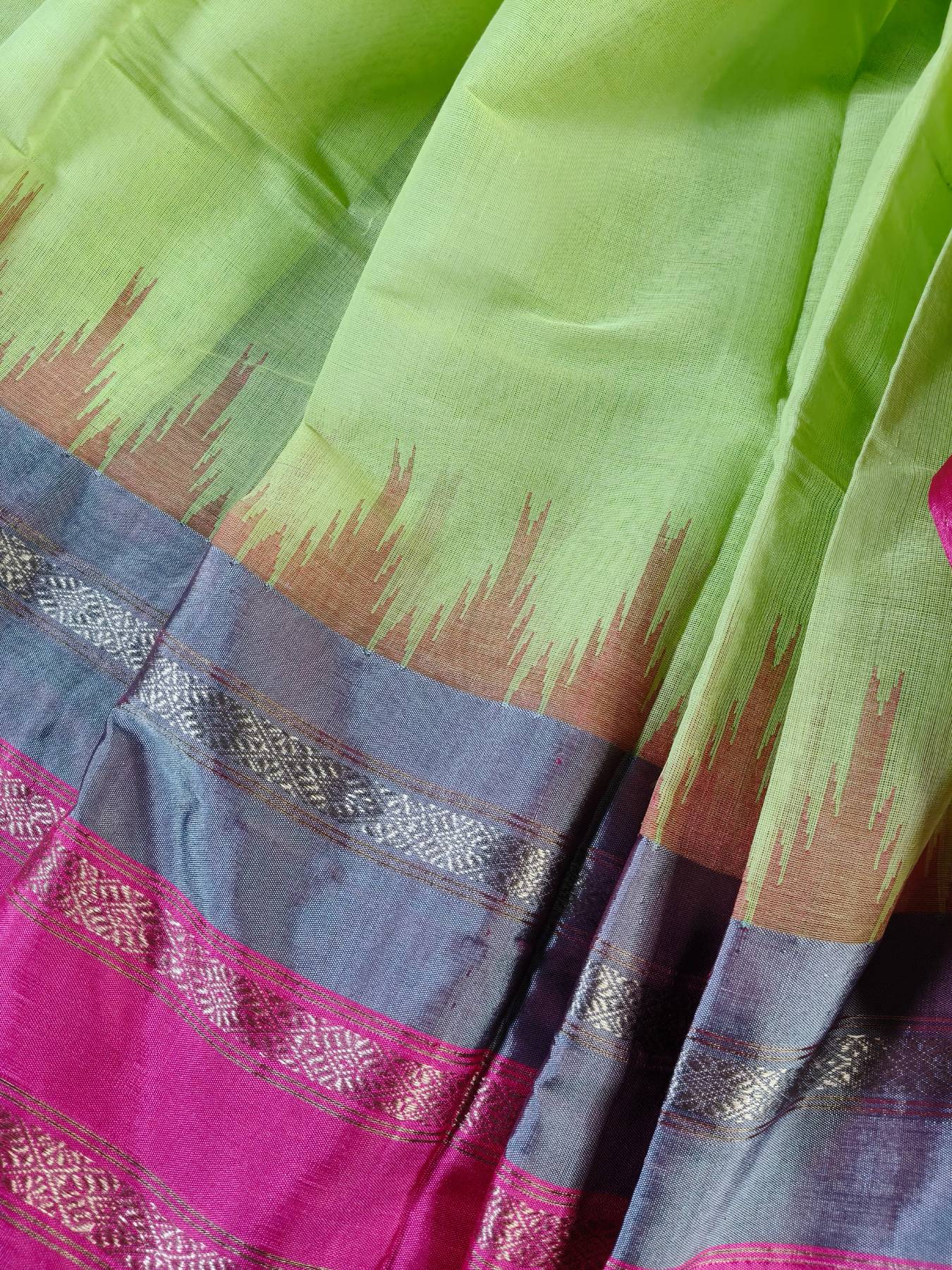LIGHT PARROT GREEN COTTON BY COTTON PONDRU KHADI SAREE