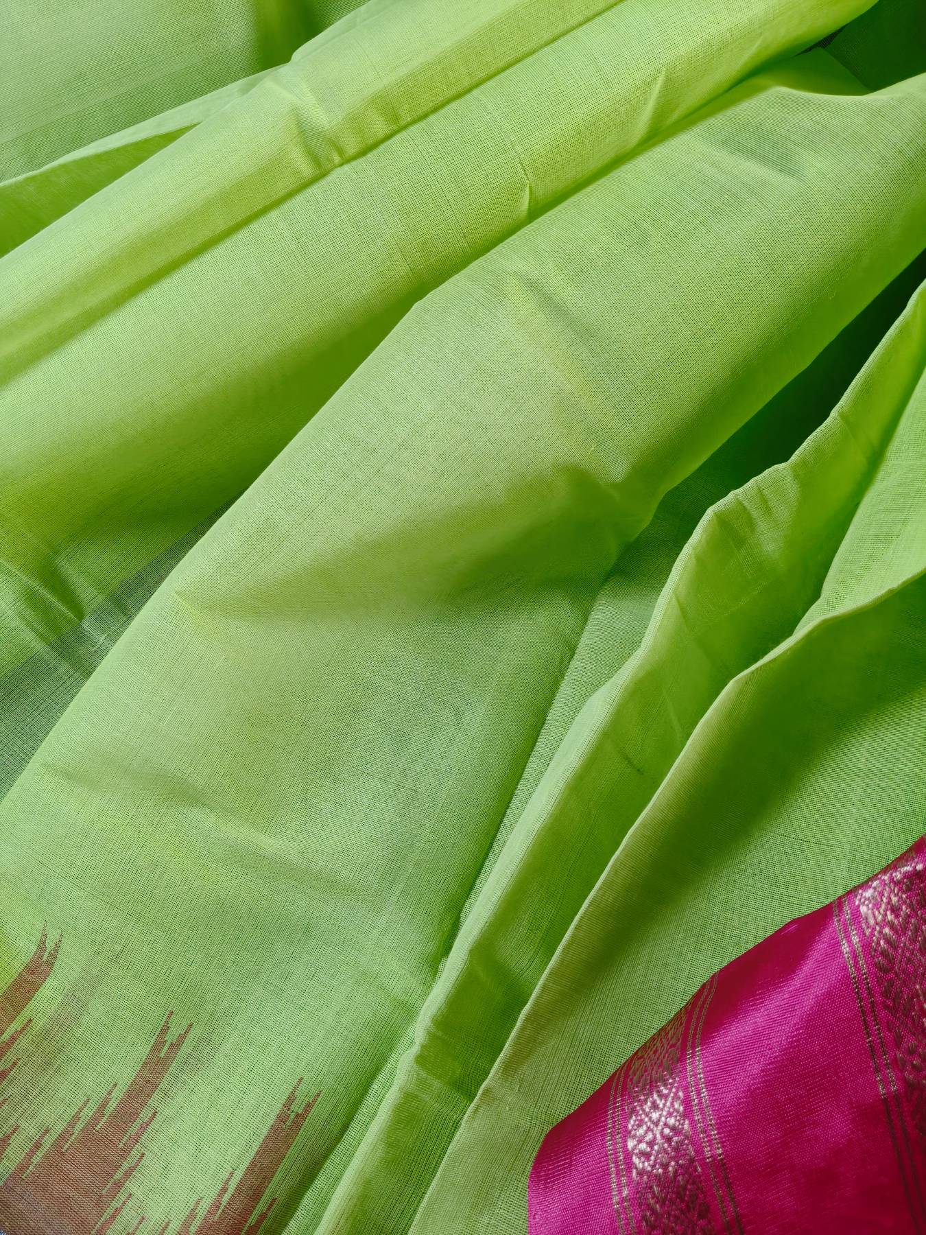LIGHT PARROT GREEN COTTON BY COTTON PONDRU KHADI SAREE