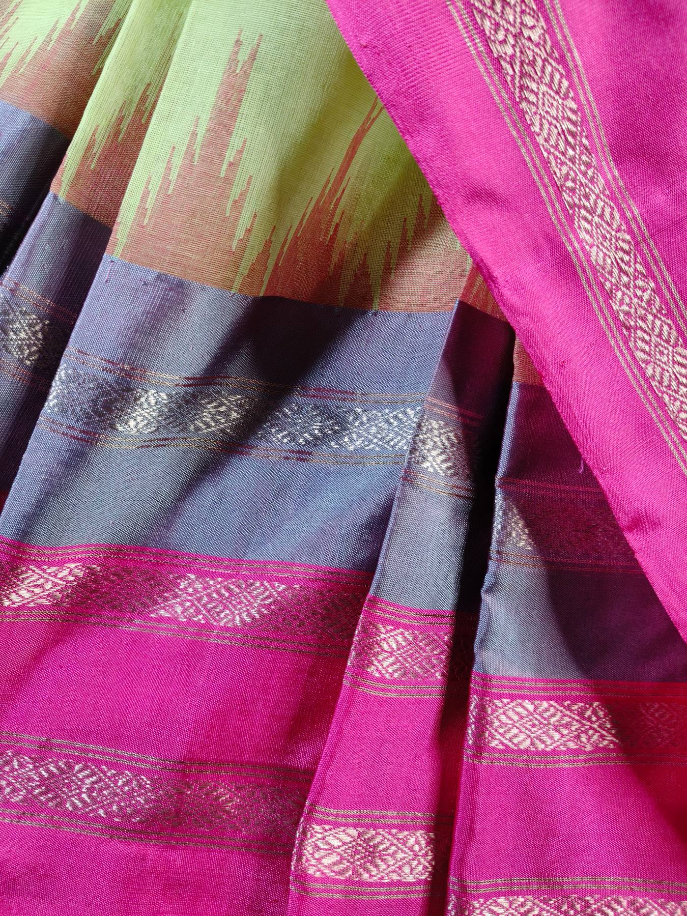 LIGHT PARROT GREEN COTTON BY COTTON PONDRU KHADI SAREE