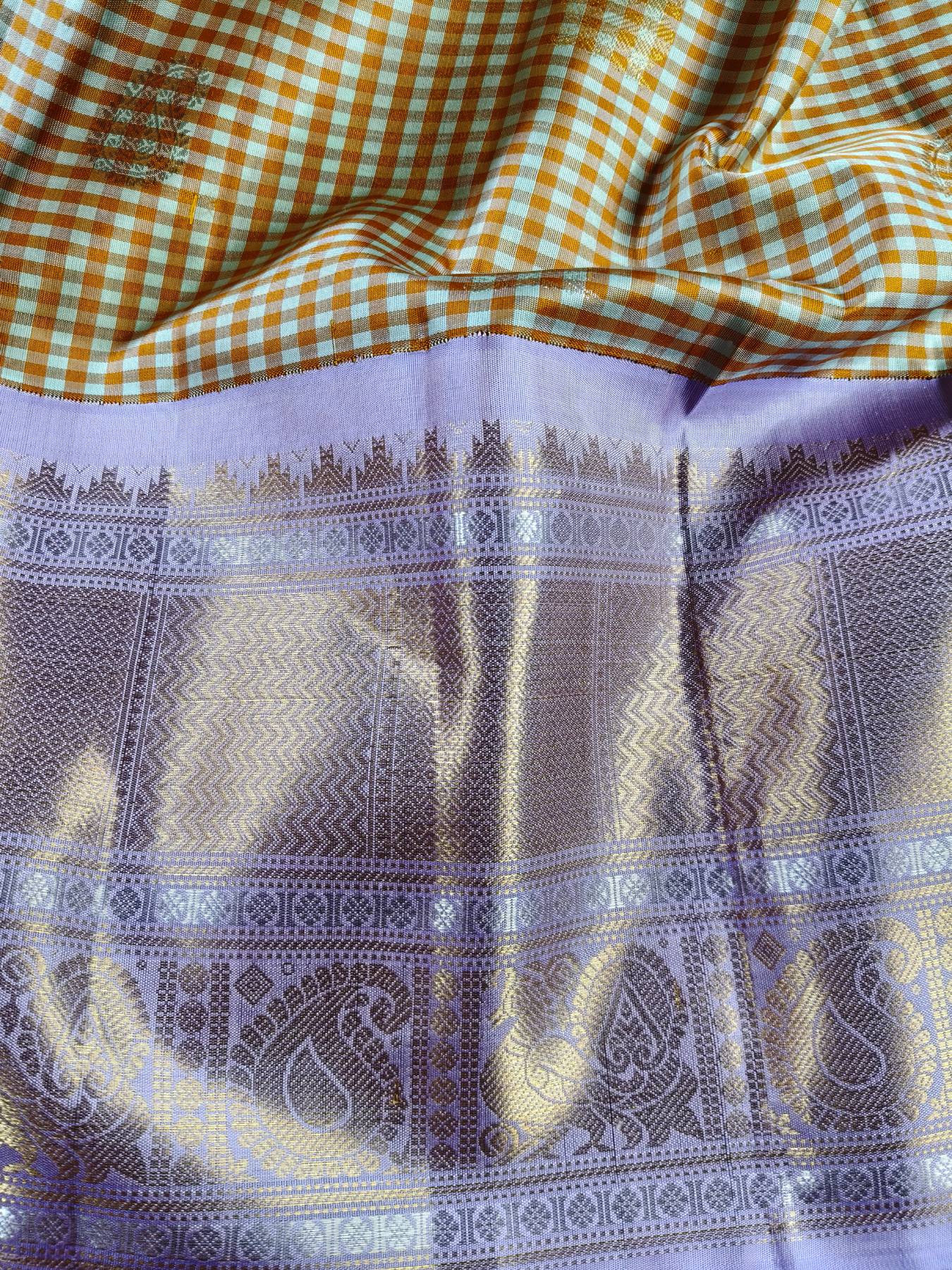 DARK PEACH AND WHITE SILK PURE HANDLOOM GADWAL SAREE
