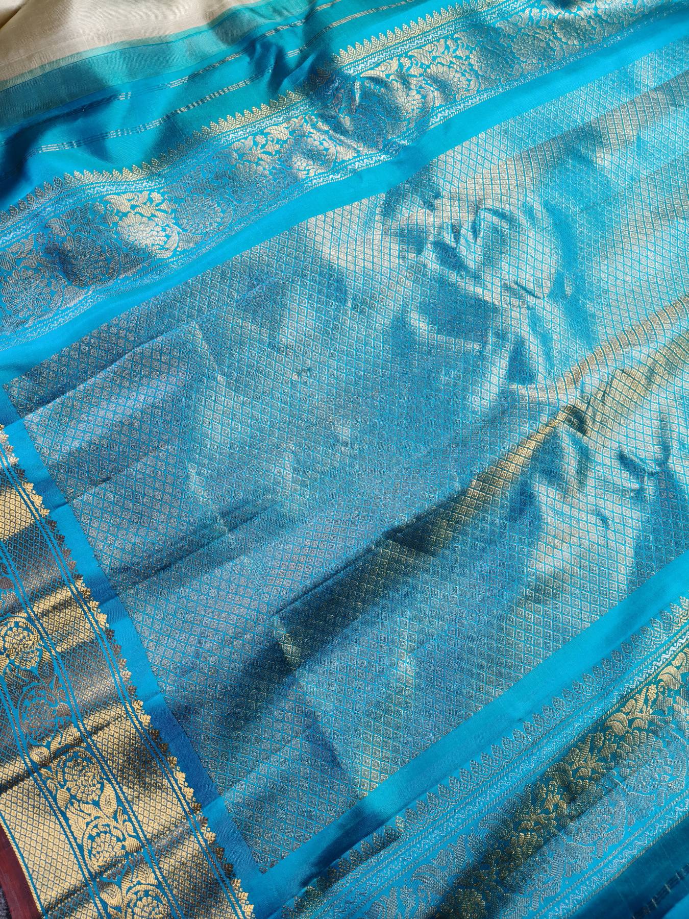 LIGHT OLIVE SILK PURE HANDLOOM GADWAL SAREE