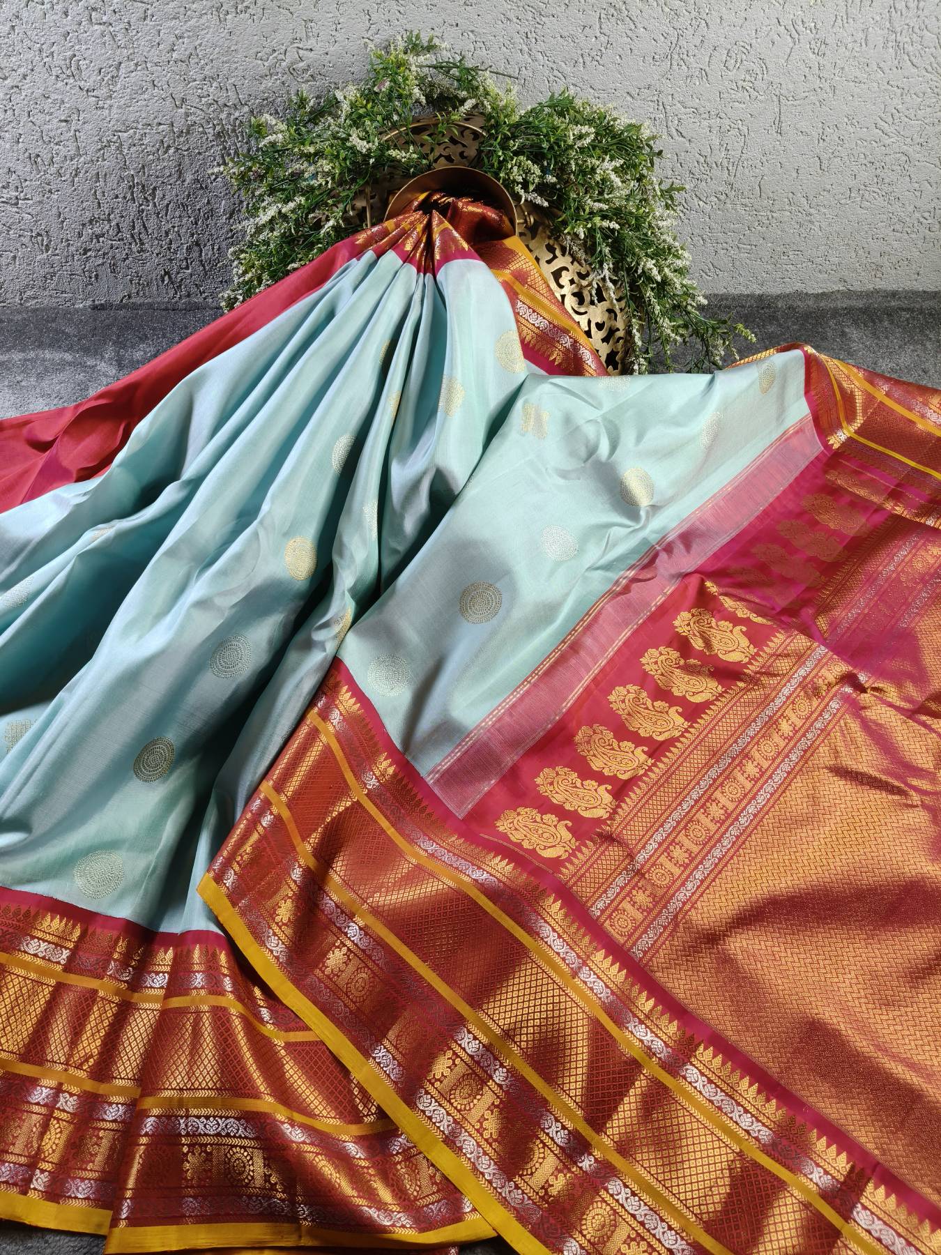 ICE BLUE SILK PURE HANDLOOM GADWAL SAREE
