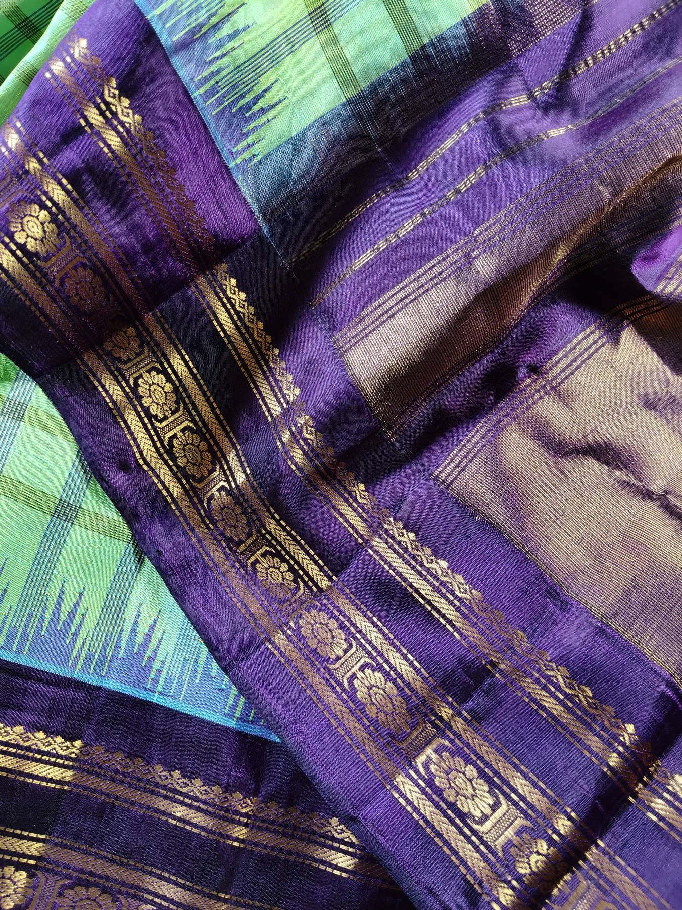 PISTA GREEN SILK PURE HANDLOOM GADWAL SAREE