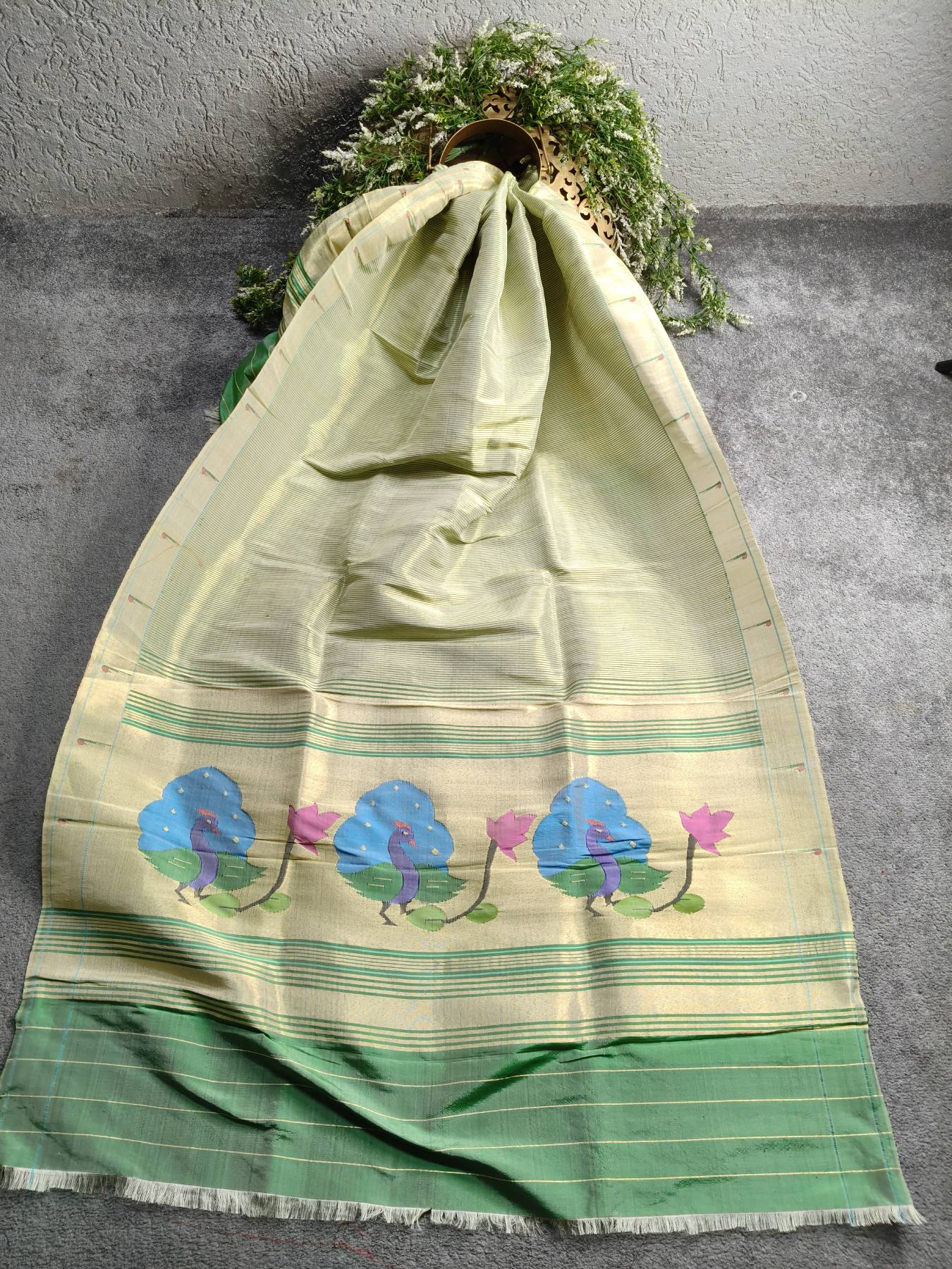 PISTA GREEN SILK PURE HANDLOOM PAITHANI DUPATTA