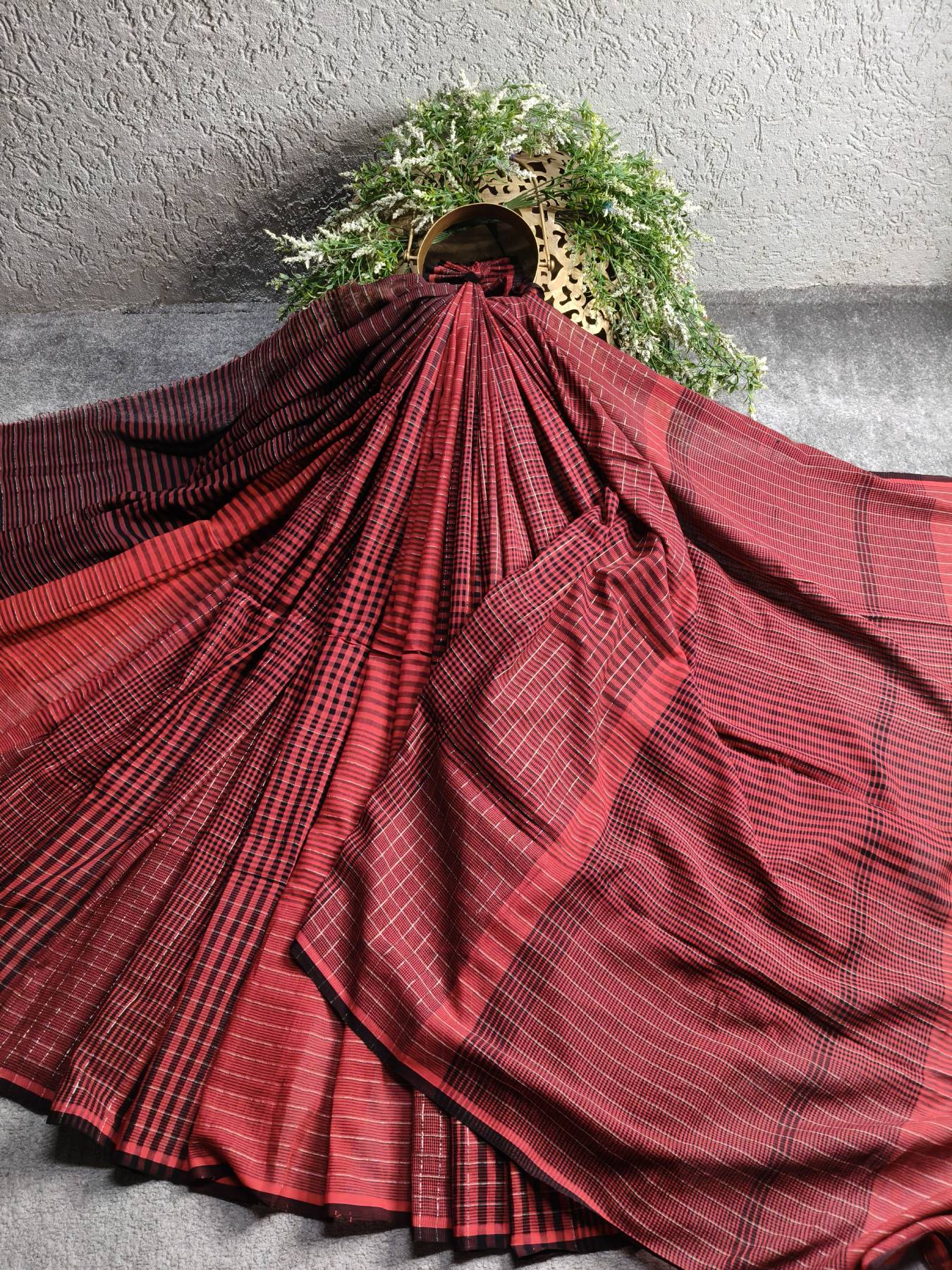 RED PURE HANDLOOM COTTON CHECKS SAREE