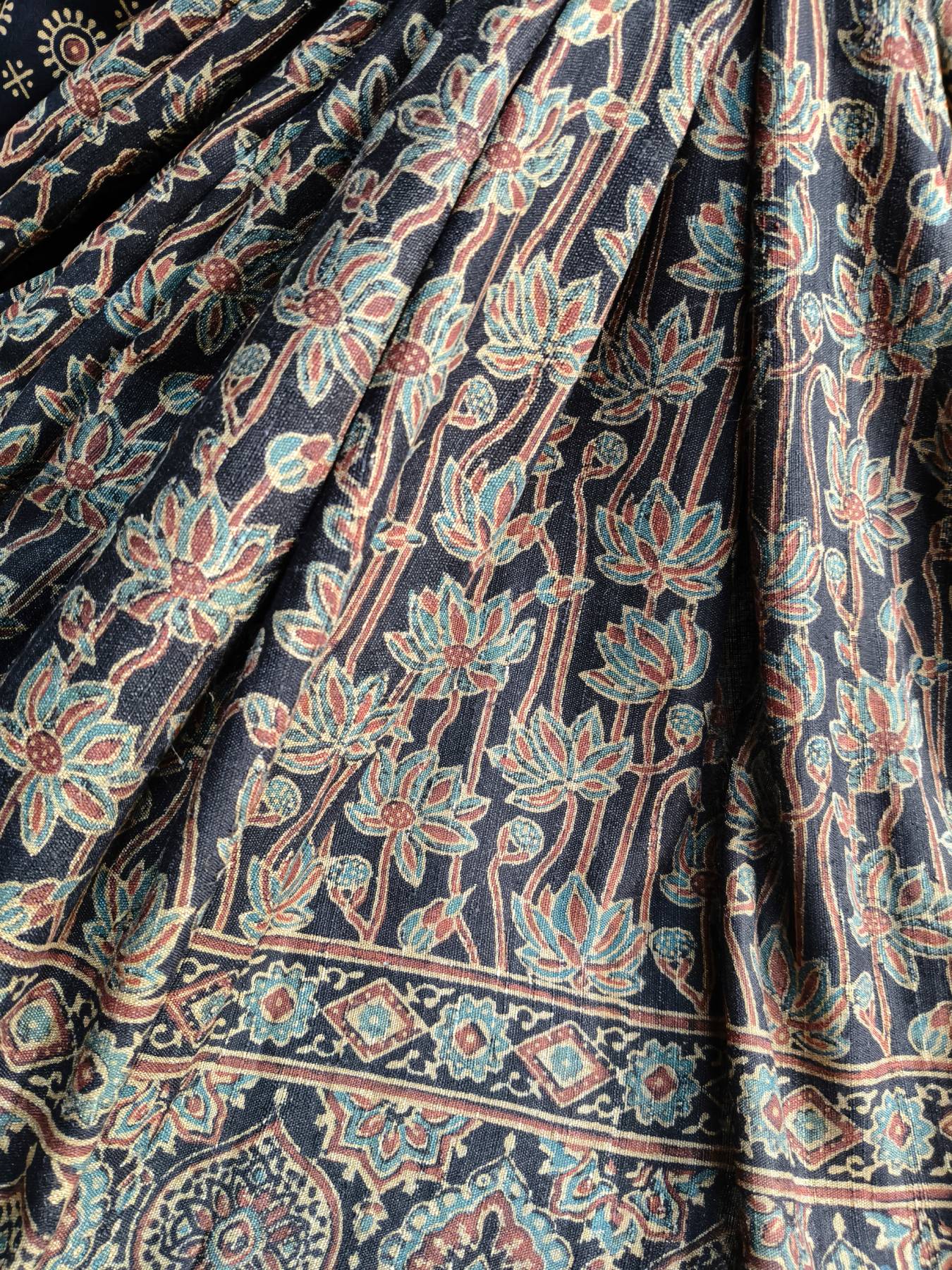 BLACK TASSAR PURE HANDLOOM BHUJODI SAREE