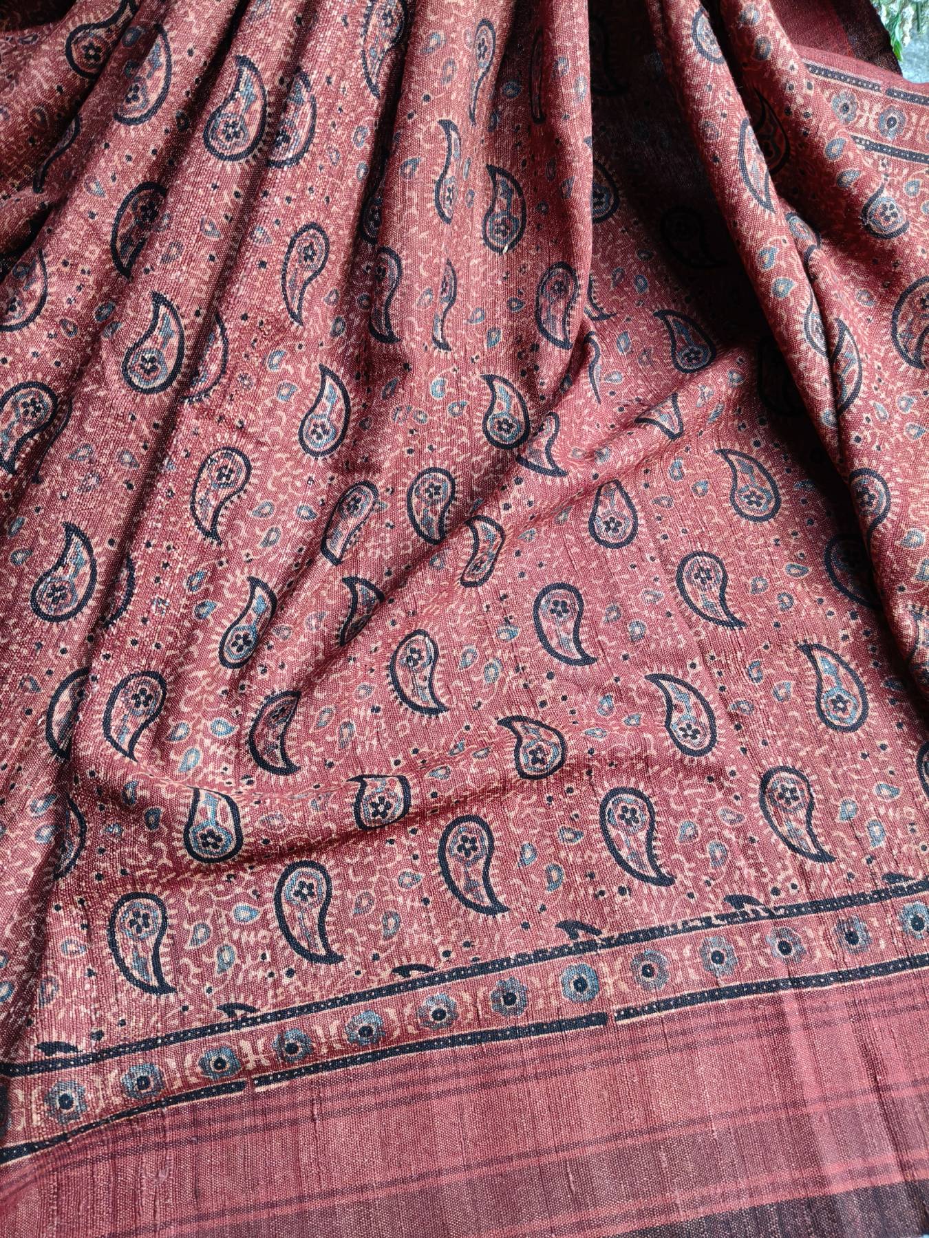 RUST TASSAR PURE HANDLOOM BHUJODI SAREE