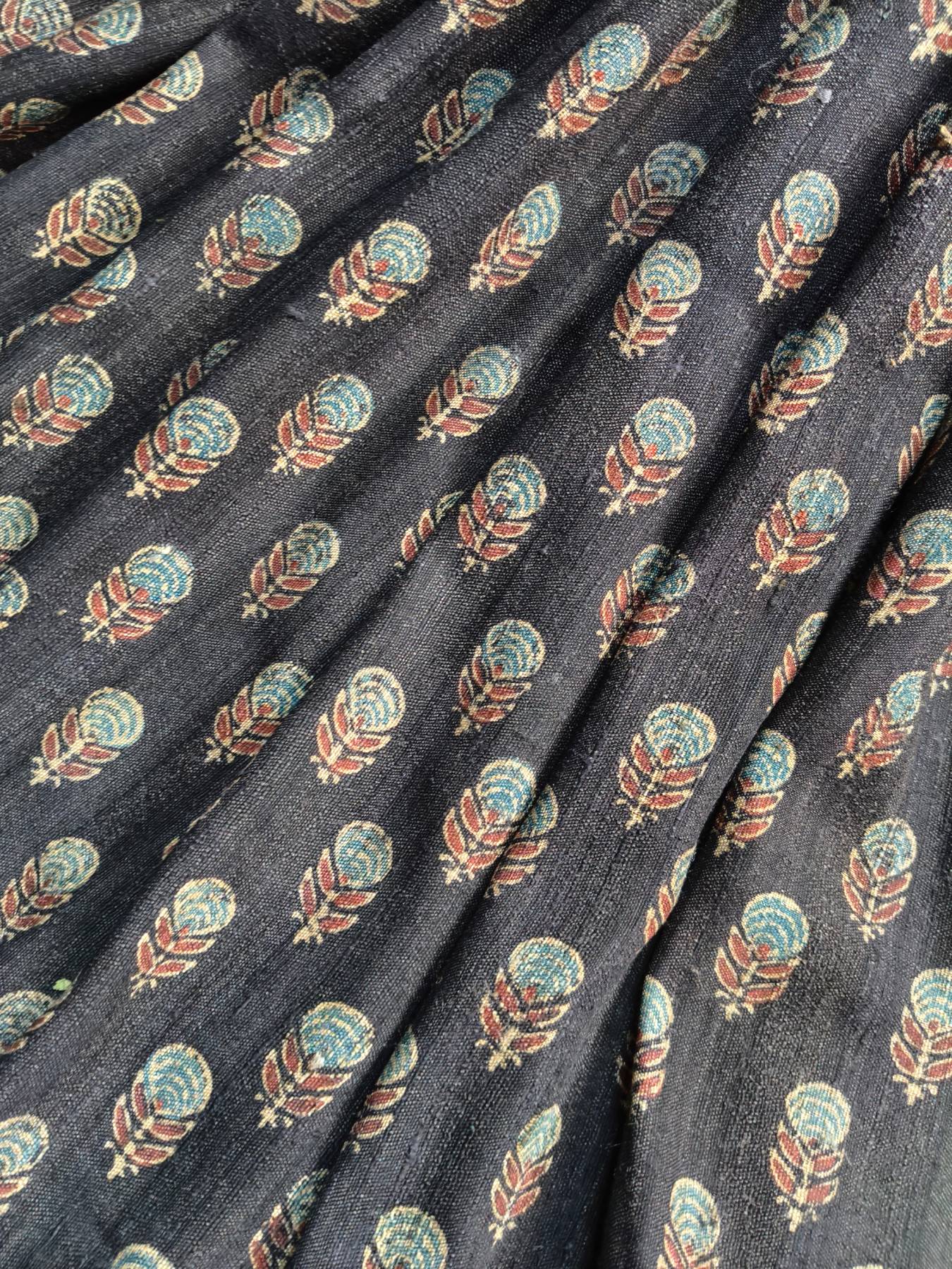 BLACK TASSAR PURE HANDLOOM BHUJODI SAREE
